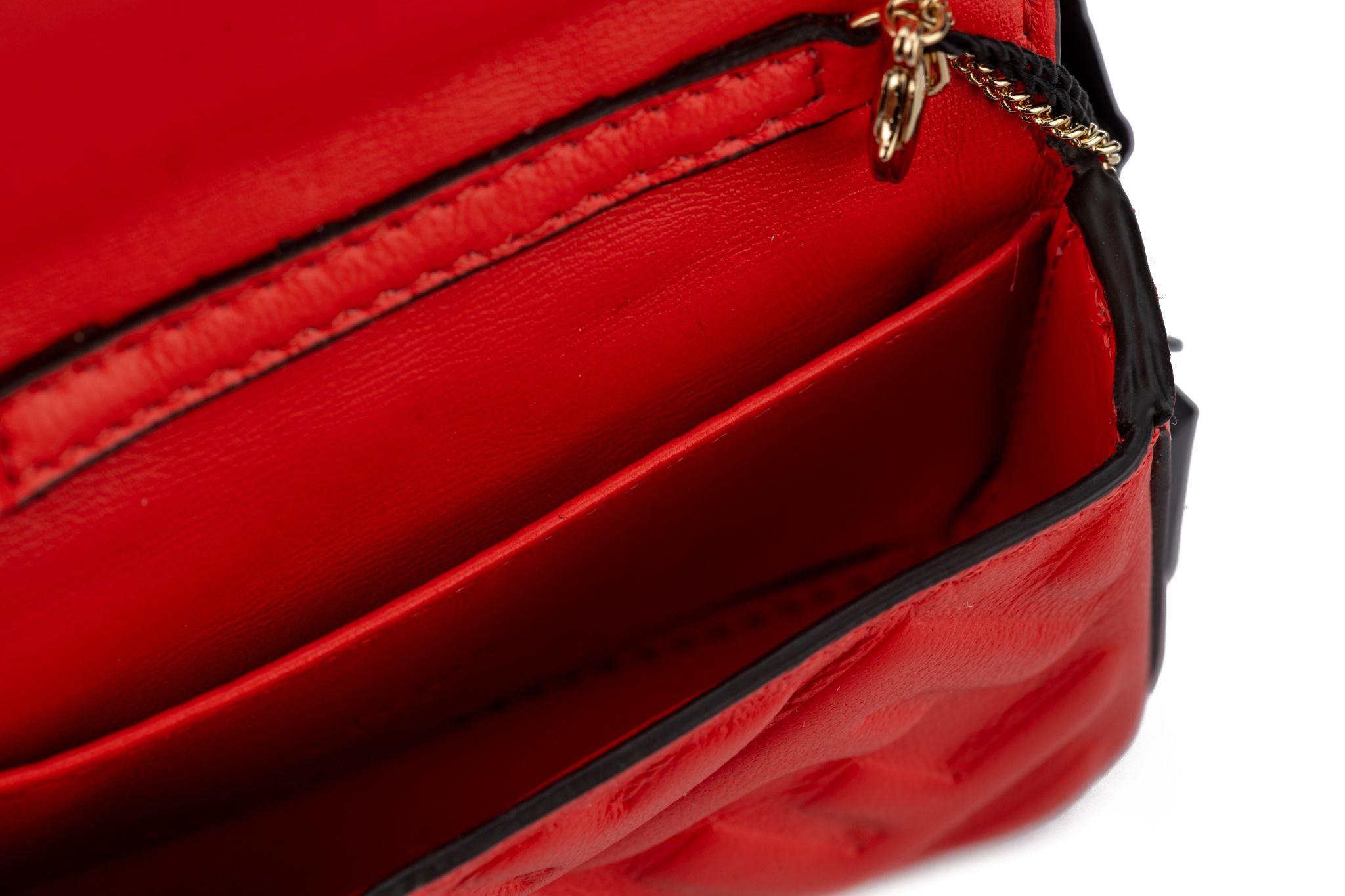 Fendi New Coral Embossed Nano Baguette For Sale 4