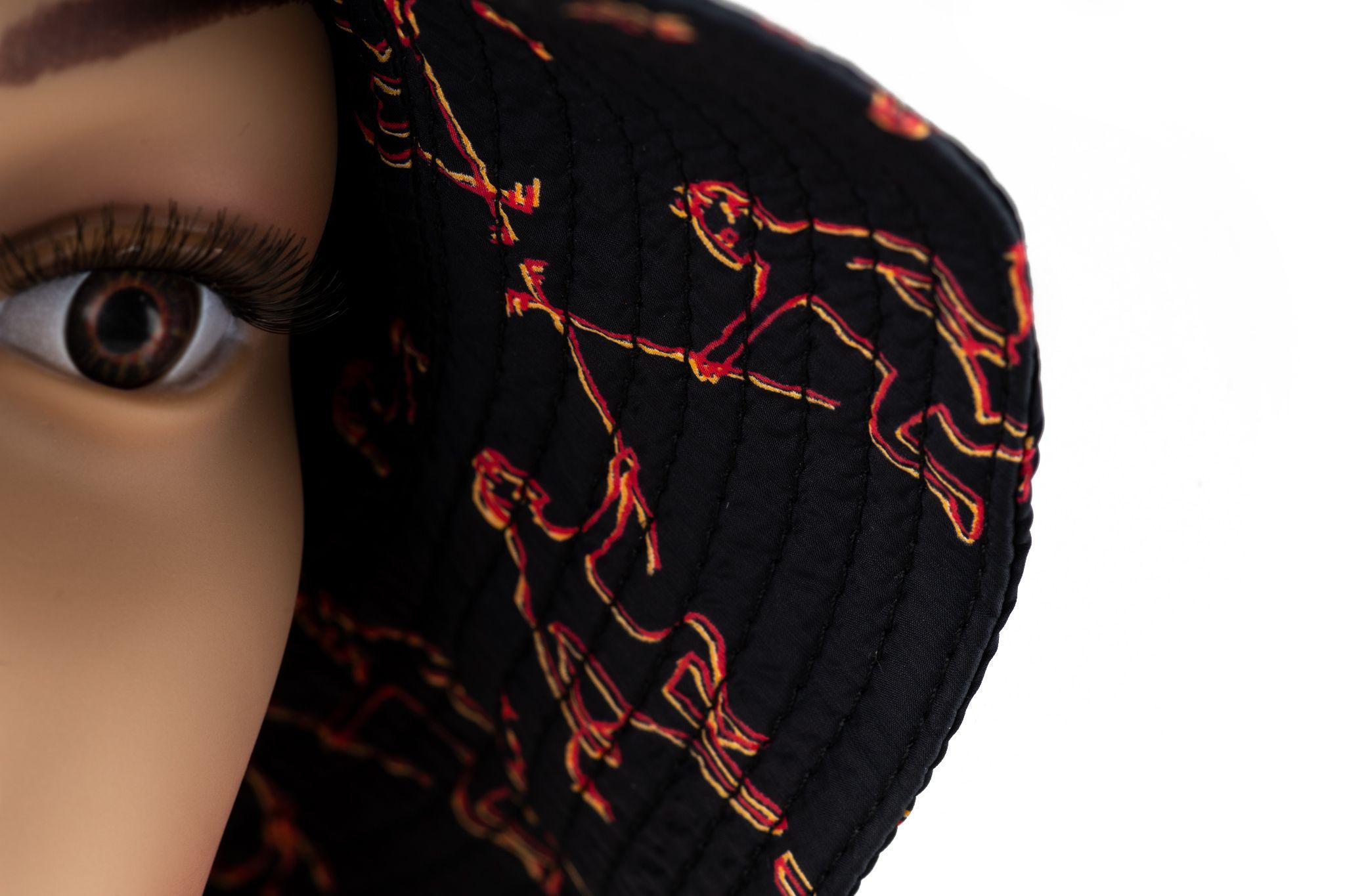 Fendi New Foldable Rain Bucket Hat (cappello a secchiello pieghevole per la pioggia) in vendita 2