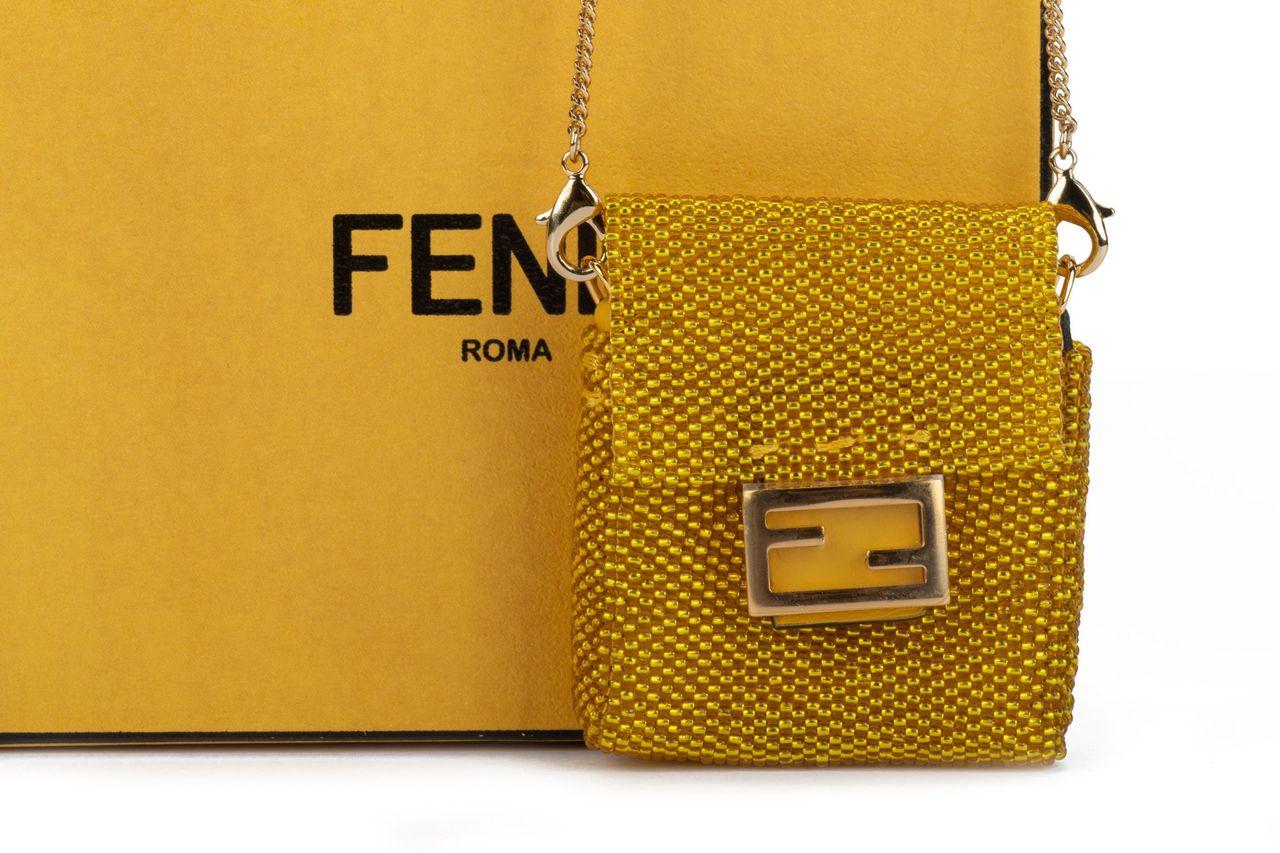 Fendi neue in Box Mikro Baguette in gelben Seegras-Halskette- Tasche. 23