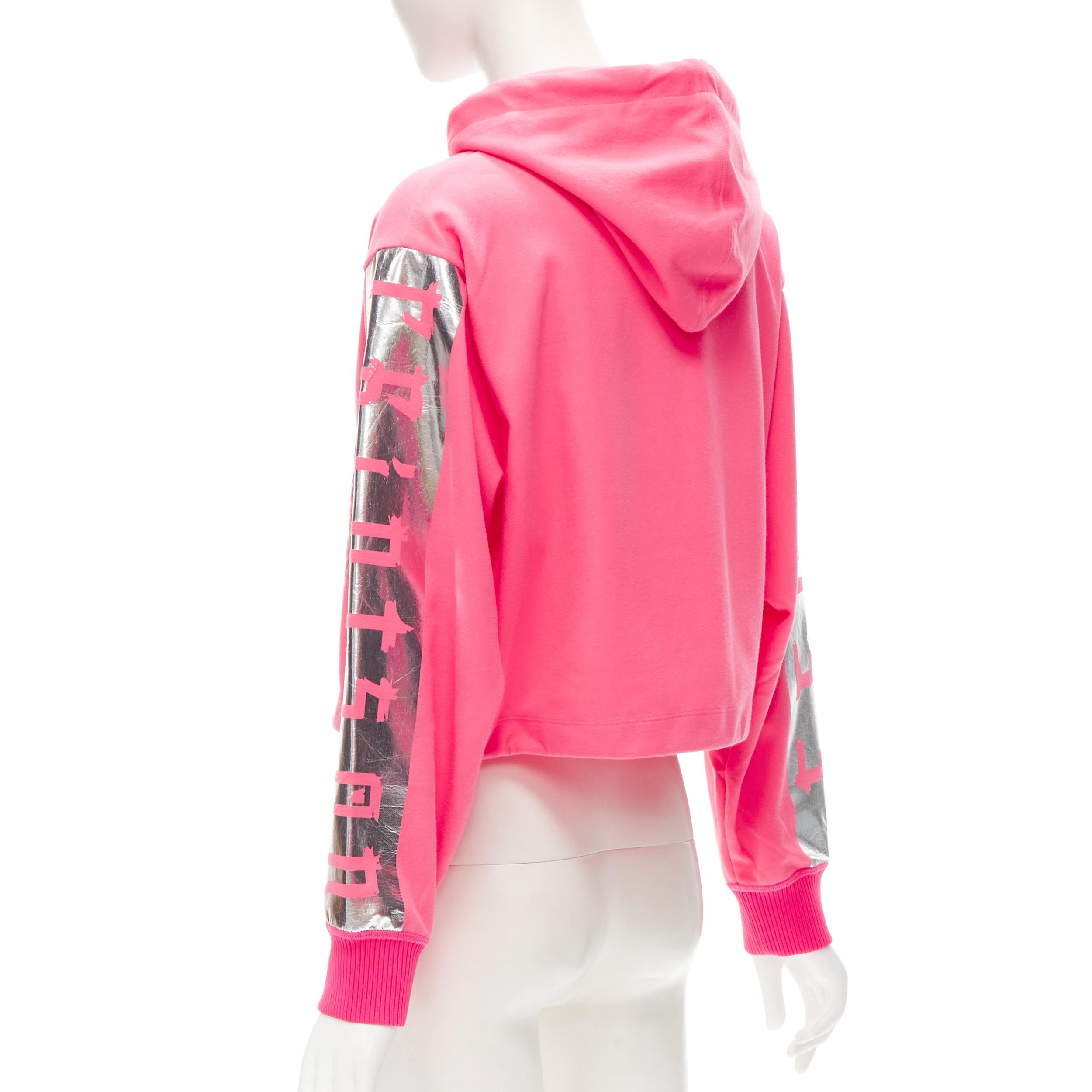FENDI Nicki Minaj Prints On pink silver foil print cropped hoodie S In Excellent Condition In Hong Kong, NT