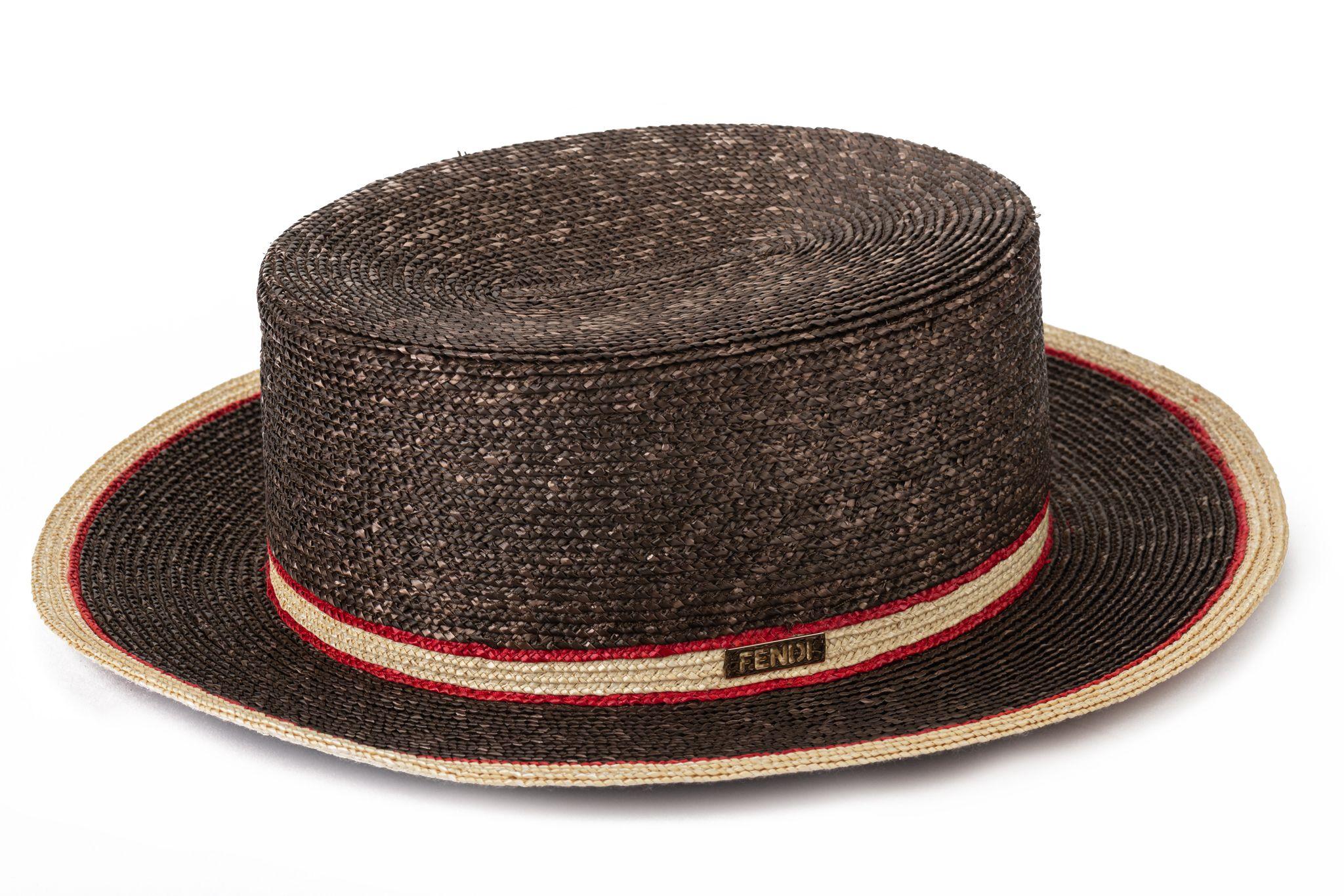 Fendi NWT Brown Straw Hat In New Condition For Sale In West Hollywood, CA