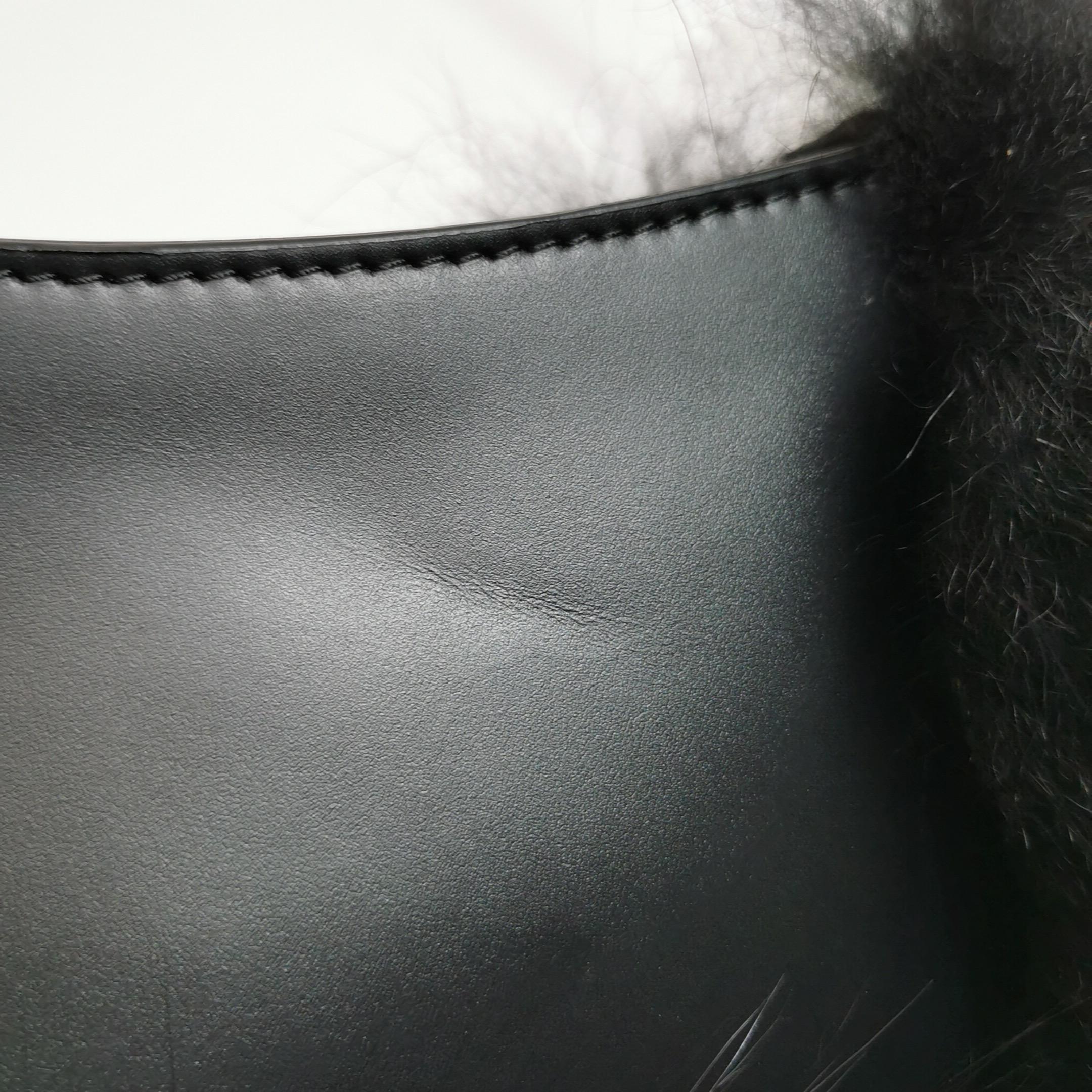 Bolso de hombro FENDI O Lock de piel sintética y cuero negro en venta 8