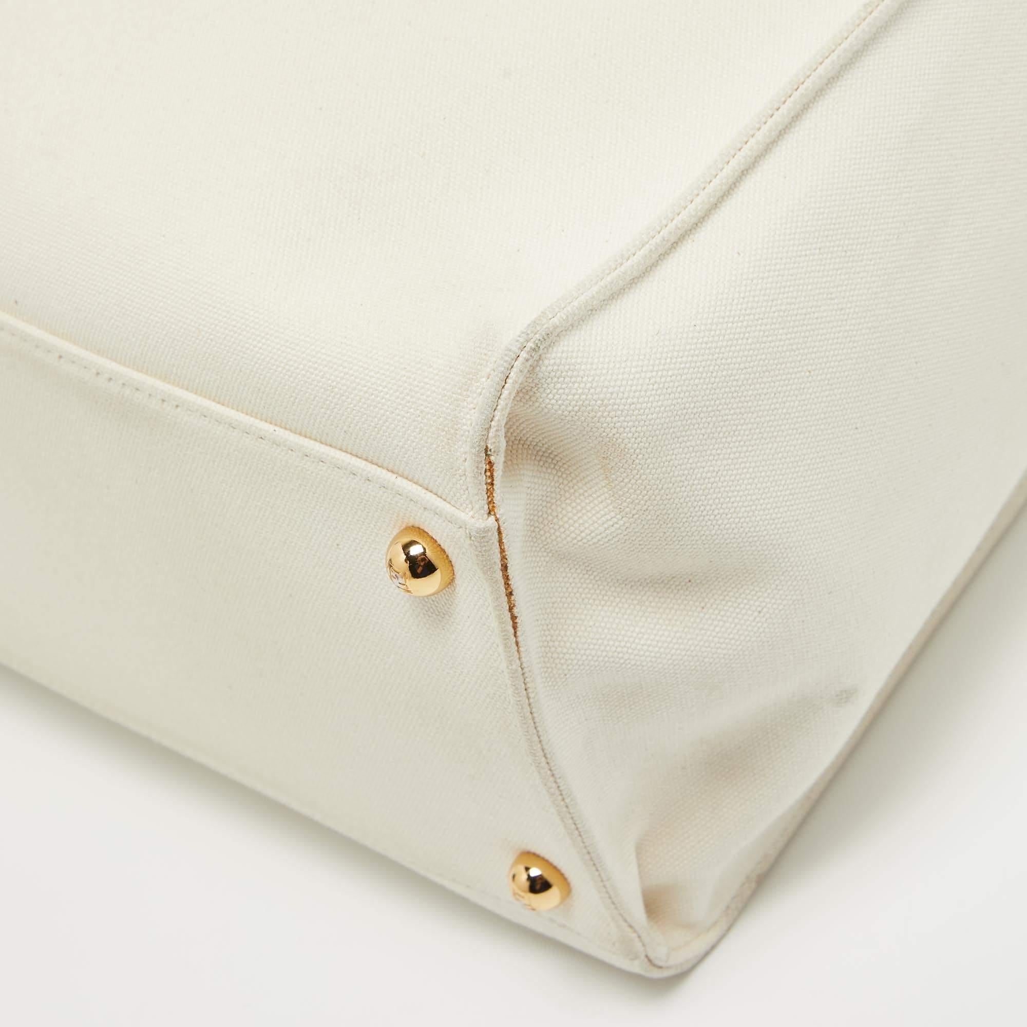 Fendi Off White Canvas and Leather Medium Sunshine Tote 5