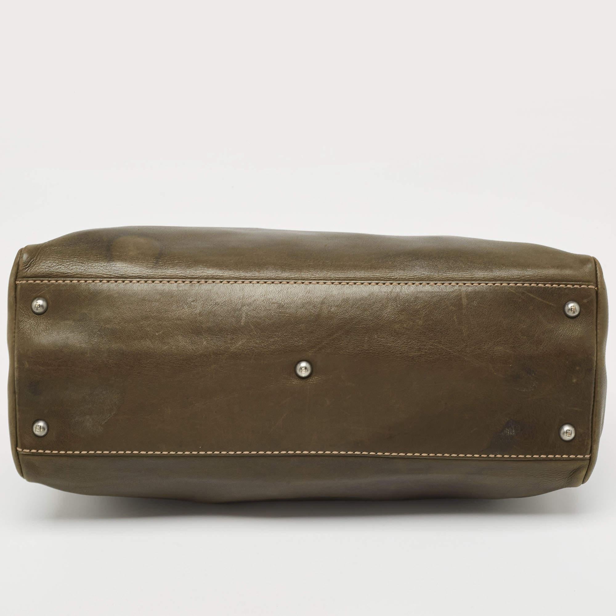 Fendi Olive Green/Beige Selleria Leather Large Peekaboo Top Handle Bag For Sale 1