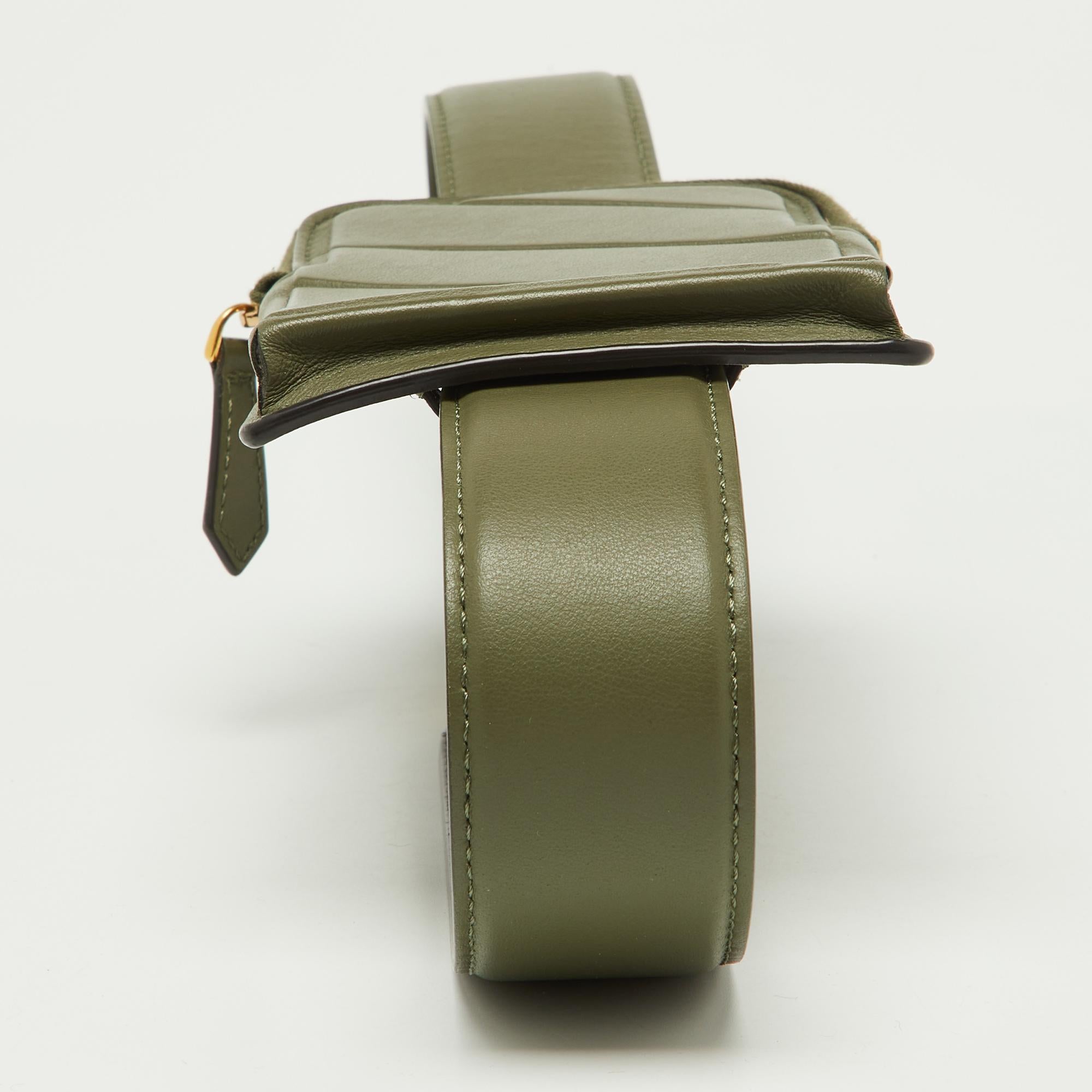 Fendi Olive Green Leather Cell Pocket Bag Strap For Sale 4