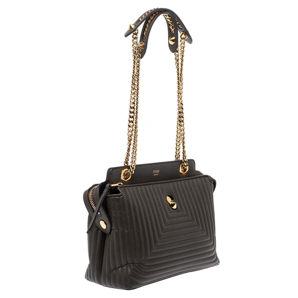 Fendi Olive Green Quilted Leather Dotcom Click Shoulder Bag In Good Condition In Dubai, Al Qouz 2