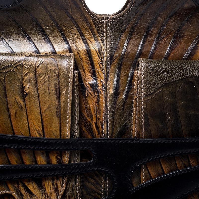 Fendi Olive Textured Leather Trapezio Shoulder Bag 6