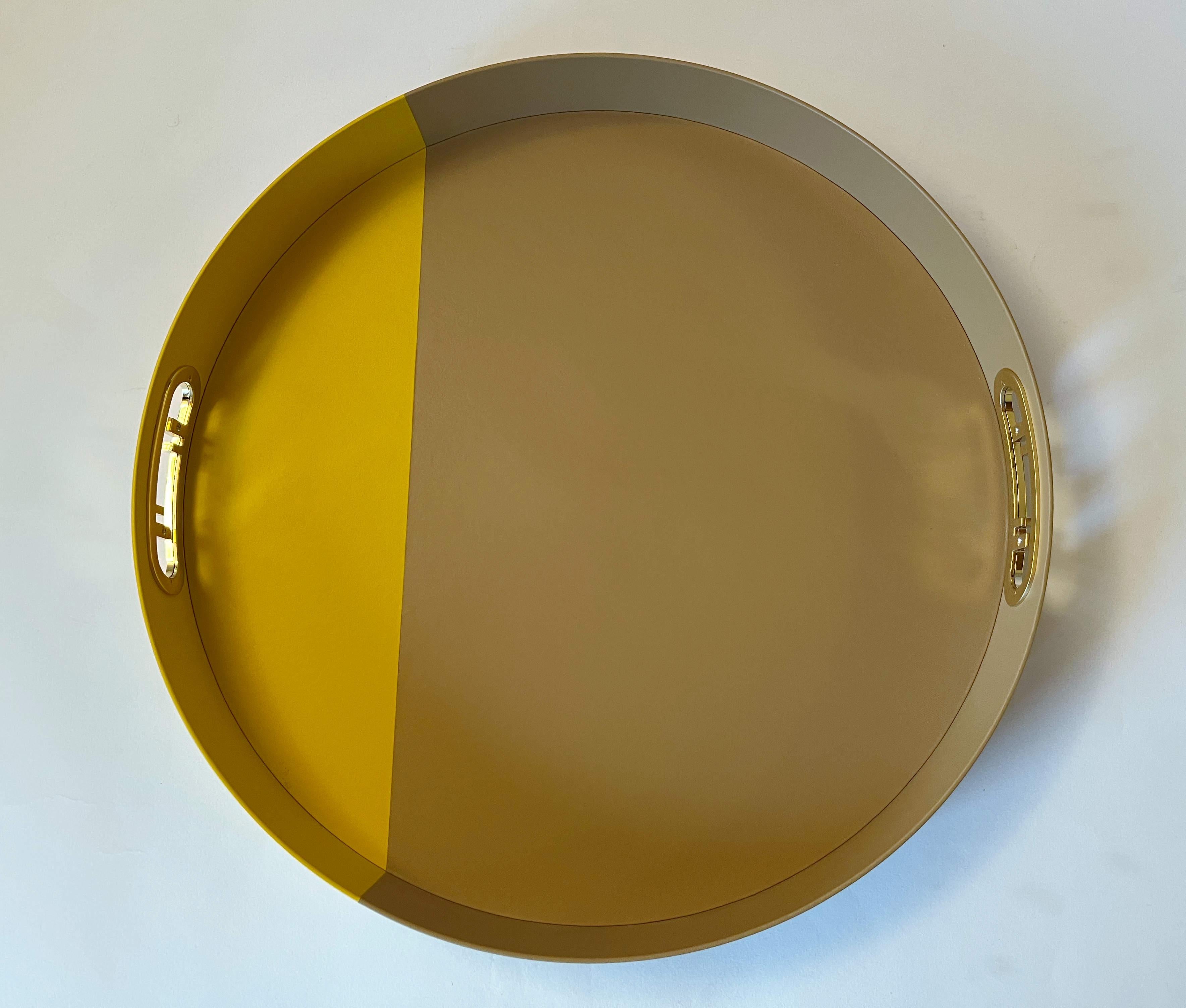 Bandeja redonda FENDI O'Lock, 3 Disponible Siglo XXI y contemporáneo en venta