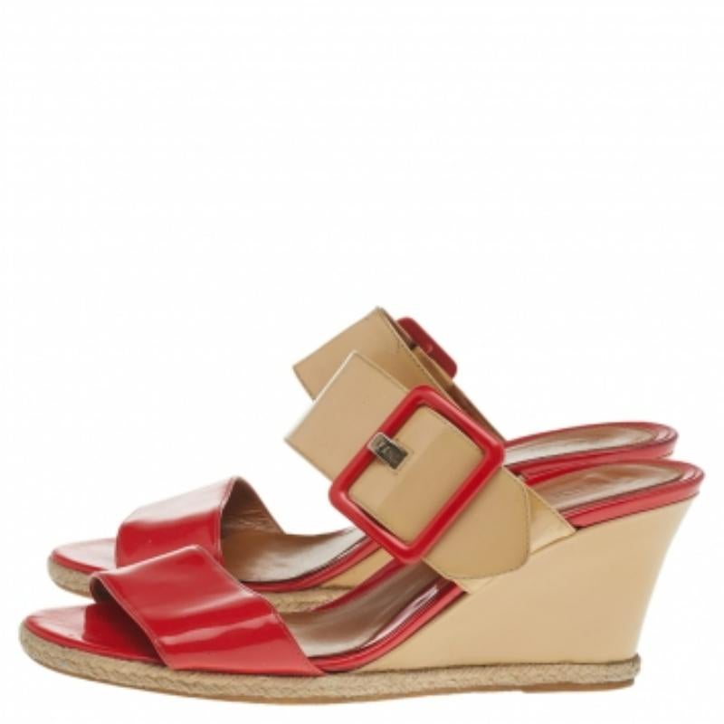 Fendi Espadrille-Sandalen mit Keilriemen aus Lackleder in Orange-Beige und Lackleder mit Schnallenriemen Größe 39 im Angebot 2