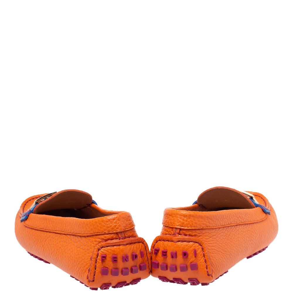 Fendi Orange/Blue Croc Embossed Leather FF Logo Slip On Loafers Size 37.5 In Excellent Condition In Dubai, Al Qouz 2