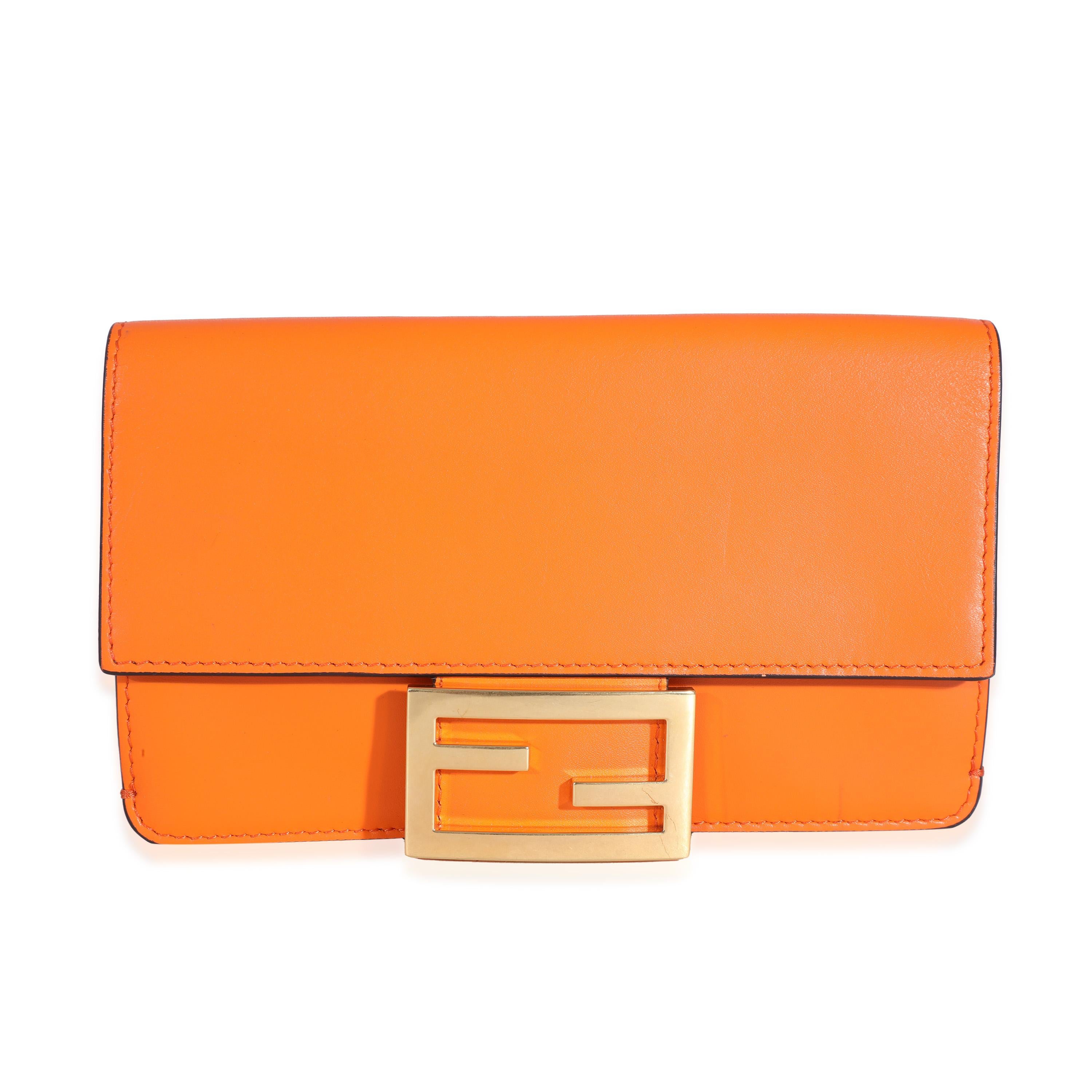 Fendi Orange Calfskin Mini Flat Baguette with Brown 'Strap You' Strap In Excellent Condition For Sale In New York, NY