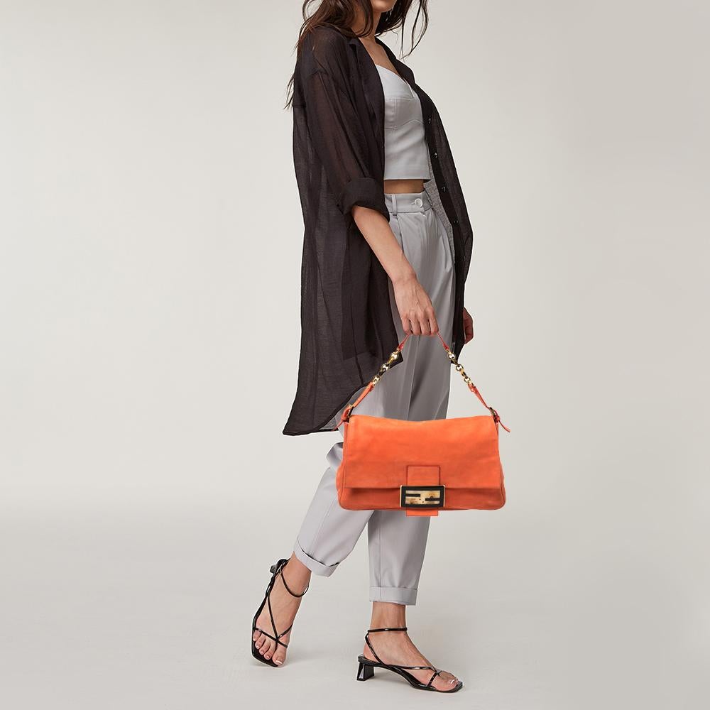 Fendi Orange Leather Mama Forever Shoulder Bag In Good Condition In Dubai, Al Qouz 2