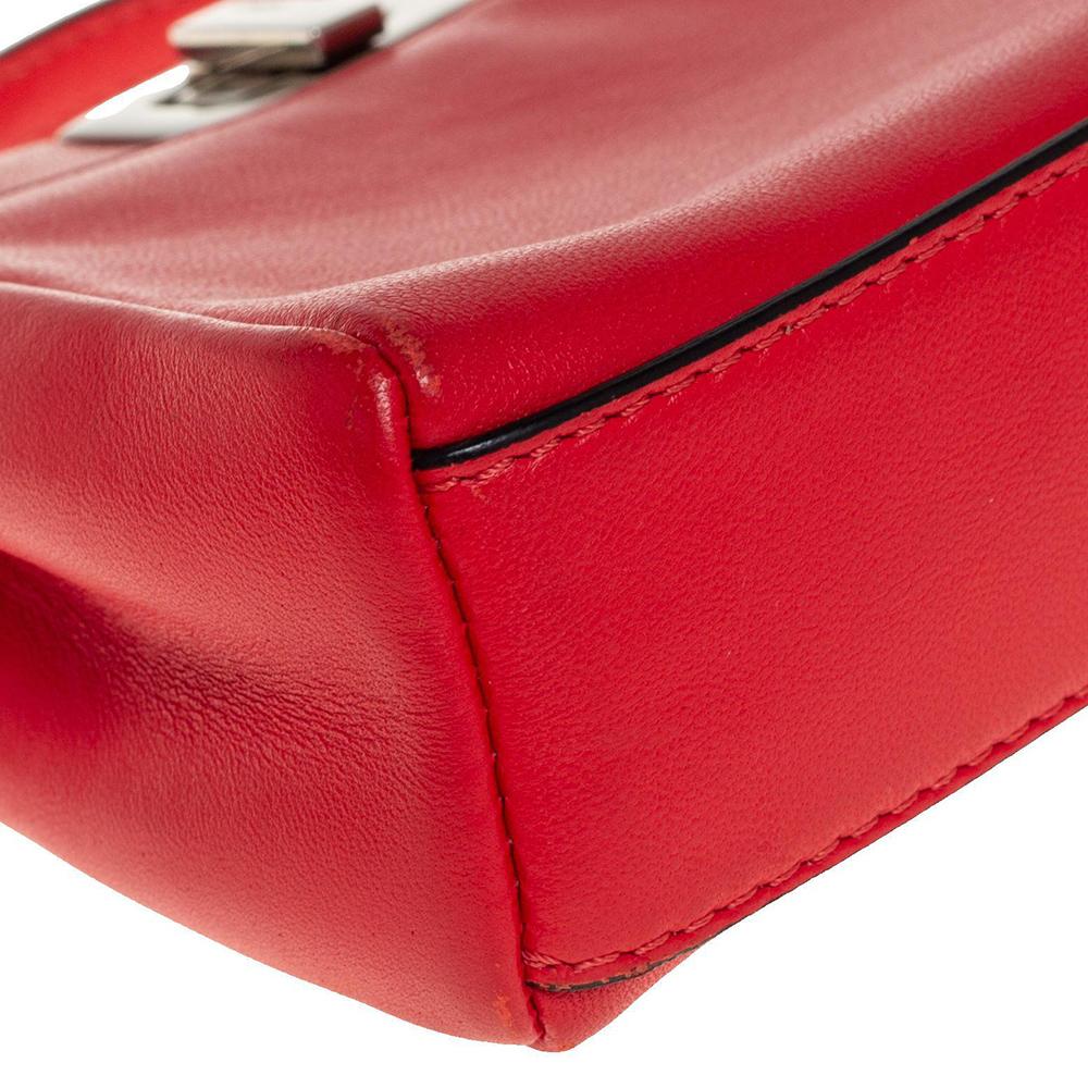 Fendi Micro Peekaboo Umhängetasche aus orangenem Leder 1