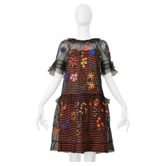 Fendi Vestito a righe arancione e navy con ricamo nero in rete 2016