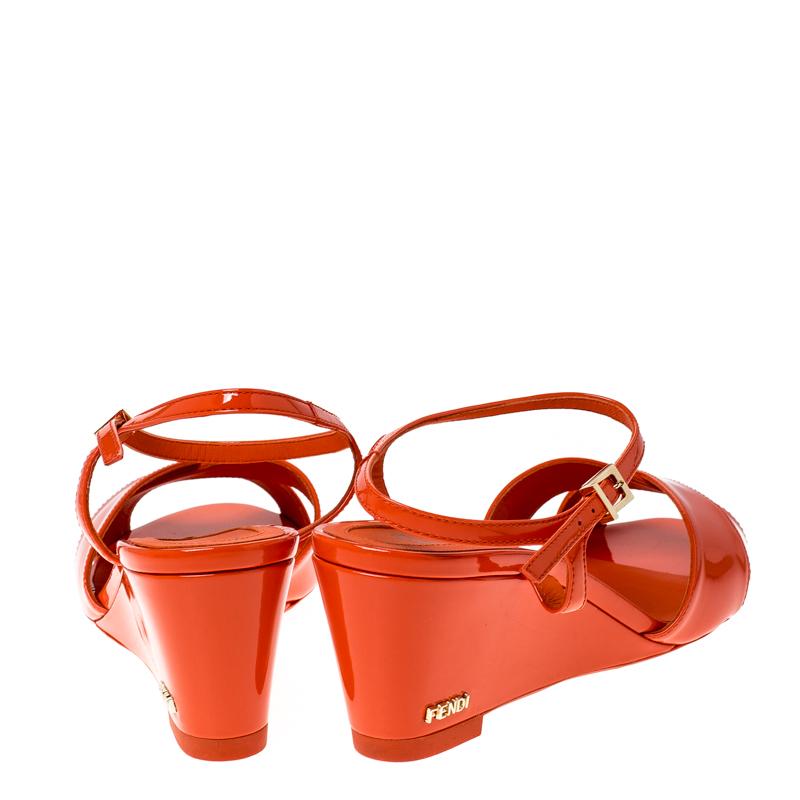 Fendi Orange Patent Leather Ankle Strap Wedge Sandals Size 38.5 In New Condition In Dubai, Al Qouz 2