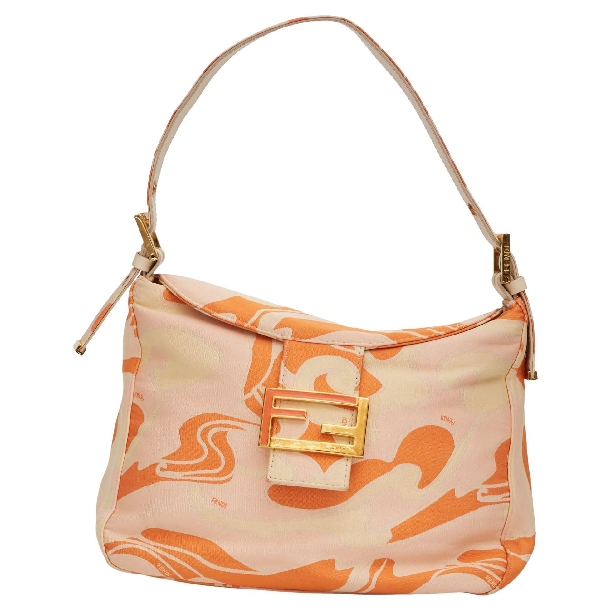 Fendi Mamma Umhängetasche mit Klappe aus orangefarbenem Psychedelic Swirl Print im Angebot