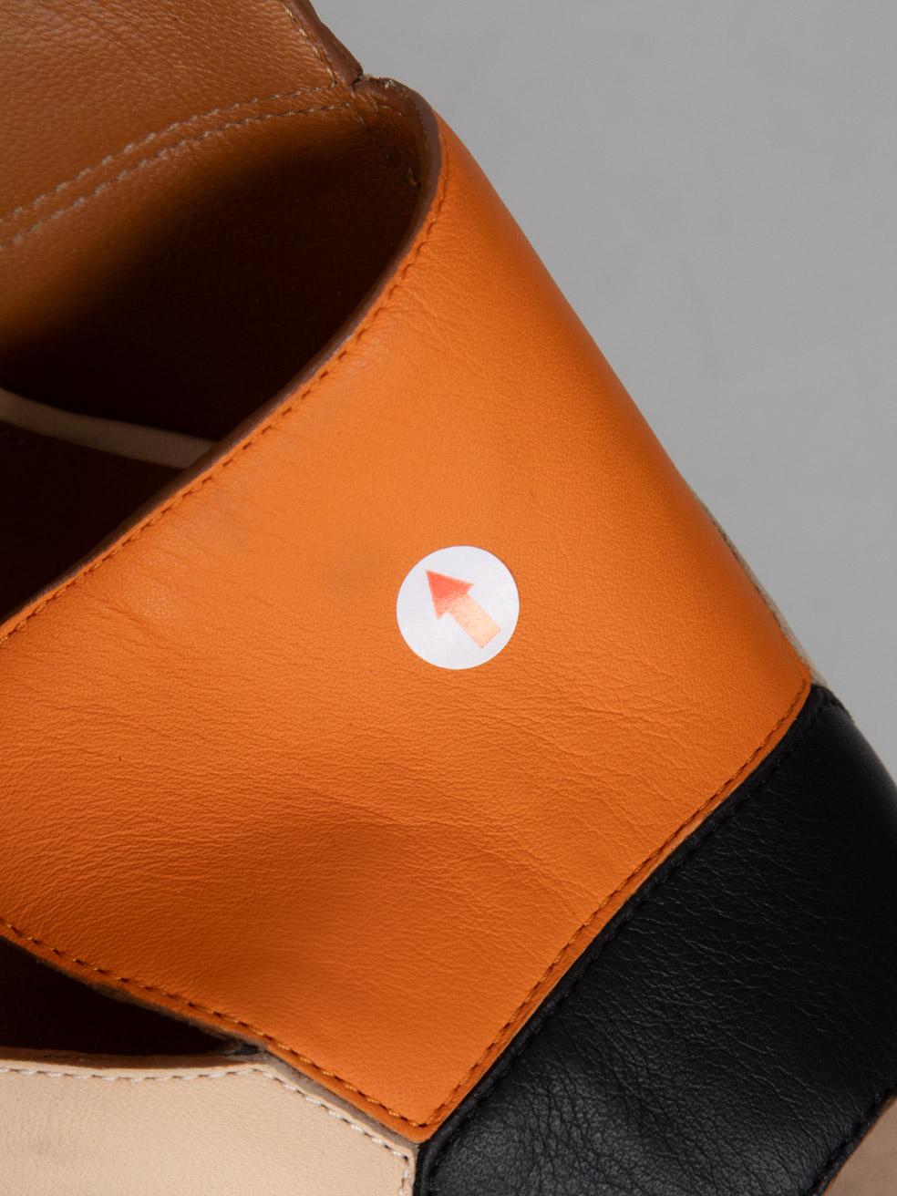 Fendi, talons d'écharpe en cuir à panneaux, taille 41 IT en vente 2