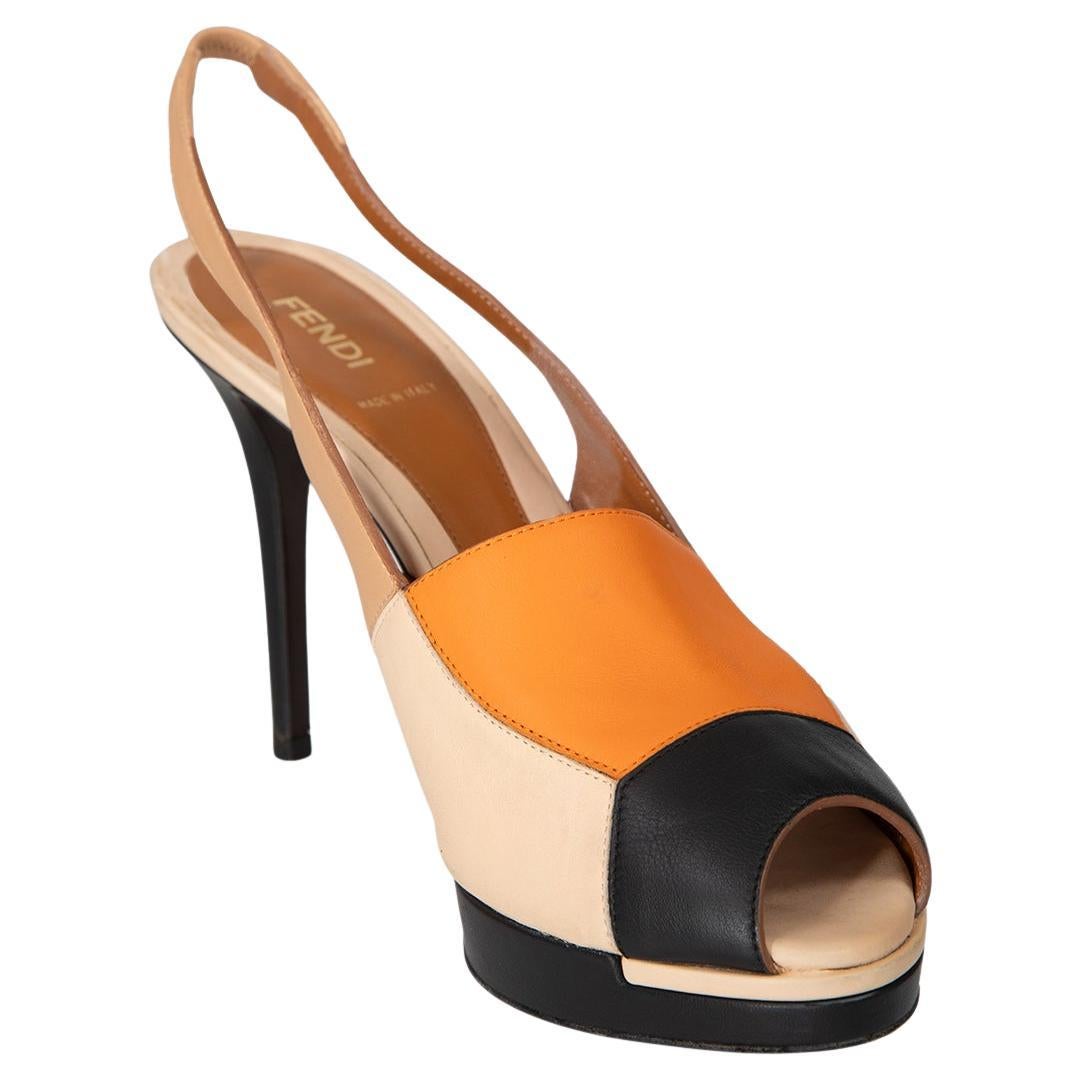Fendi, tacchi in pelle Peep Toe Slingback Taglia IT 41
