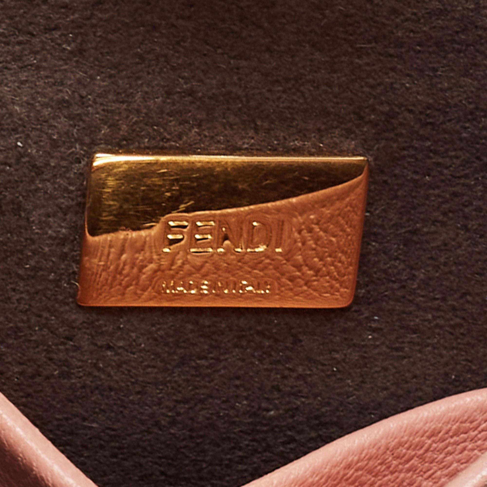 Fendi Peach Leather Micro Peekaboo Crossbody Bag In Good Condition In Dubai, Al Qouz 2