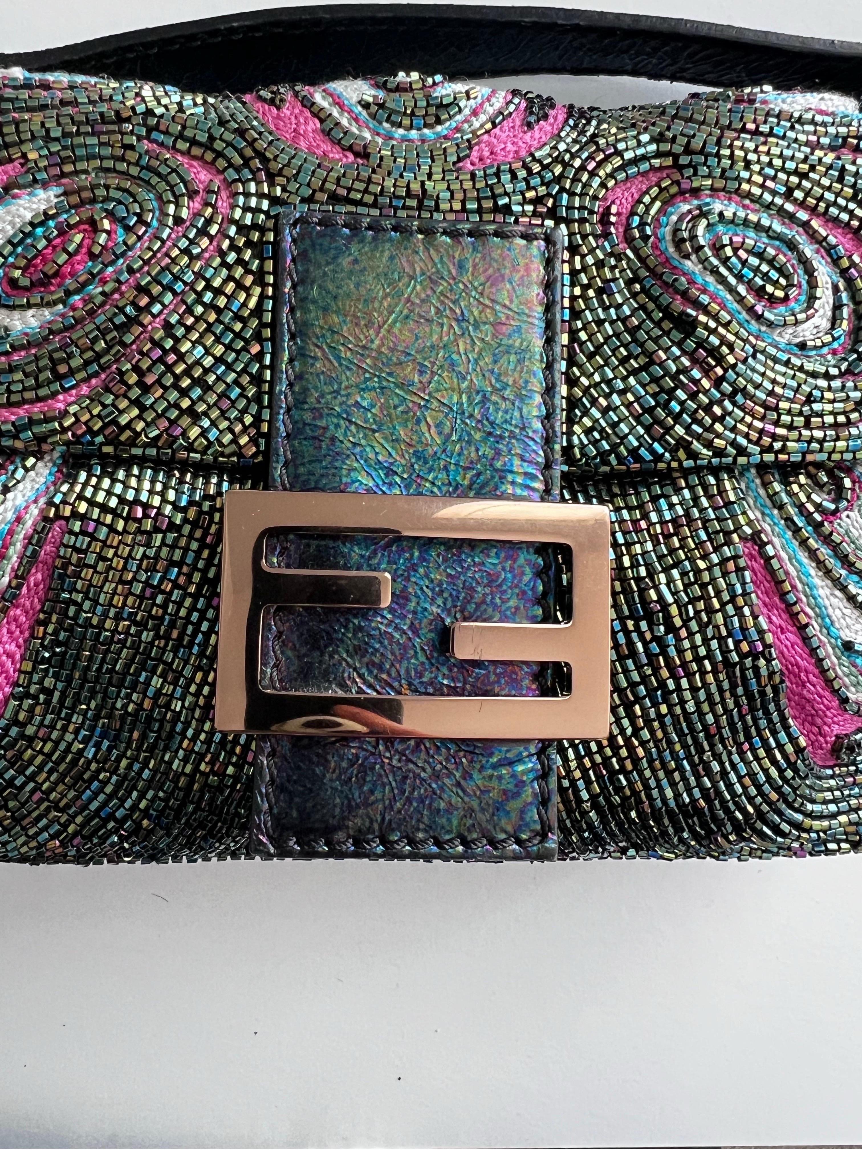 FENDI Peacock Leather Pattern Beaded Baguette In Excellent Condition For Sale In Aurora, IL