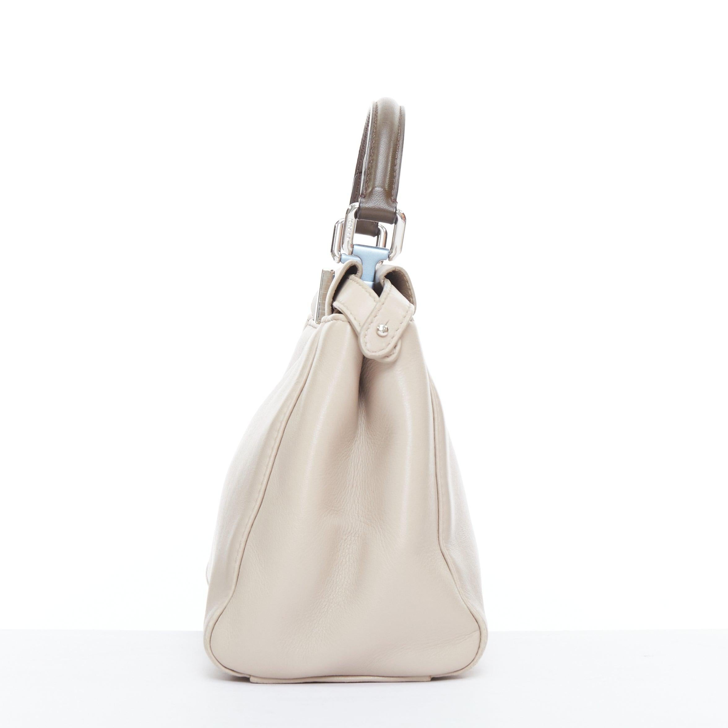 FENDI Peekaboo beige smooth leather blue steel details turnlock crossbody bag In Good Condition For Sale In Hong Kong, NT