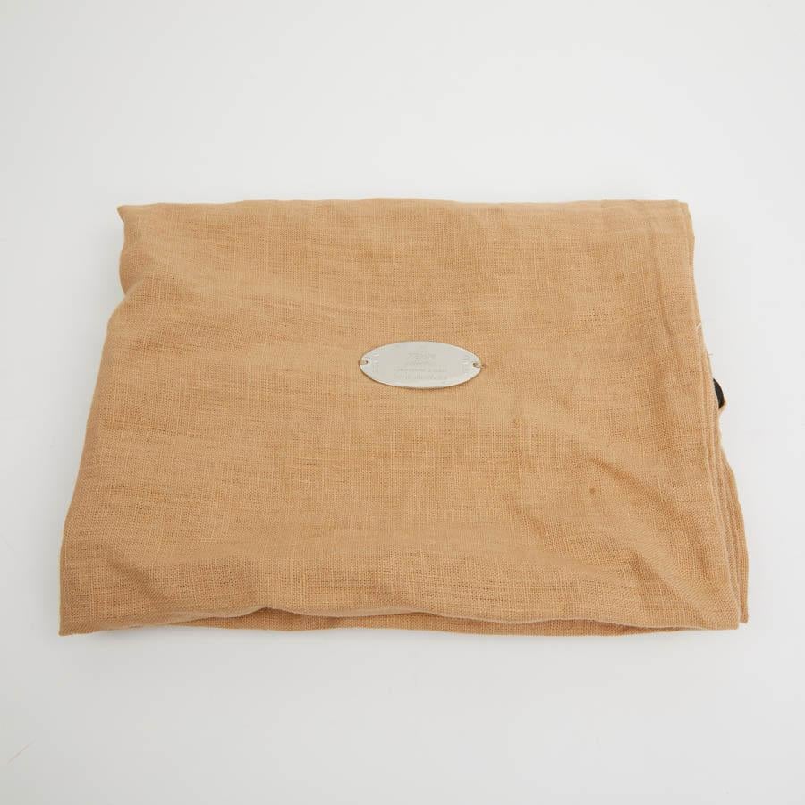 FENDI Peekaboo Gold Grained Leather Bag For Sale 7