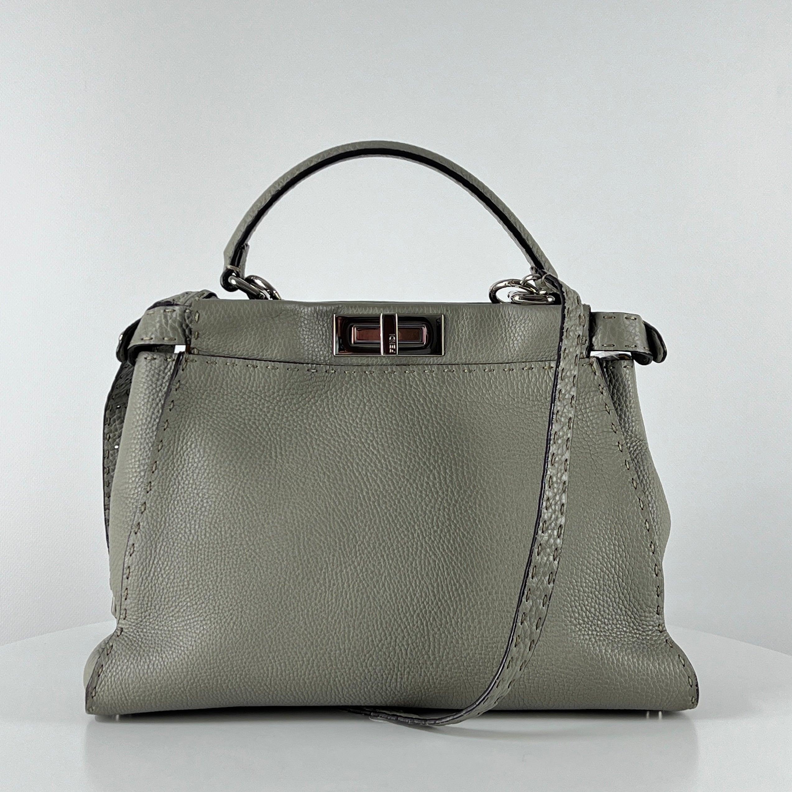 Fendi Peekaboo Gray Leather Top-Handle Bag with Strap Excellent état - En vente à SAINT-OUEN-SUR-SEINE, FR