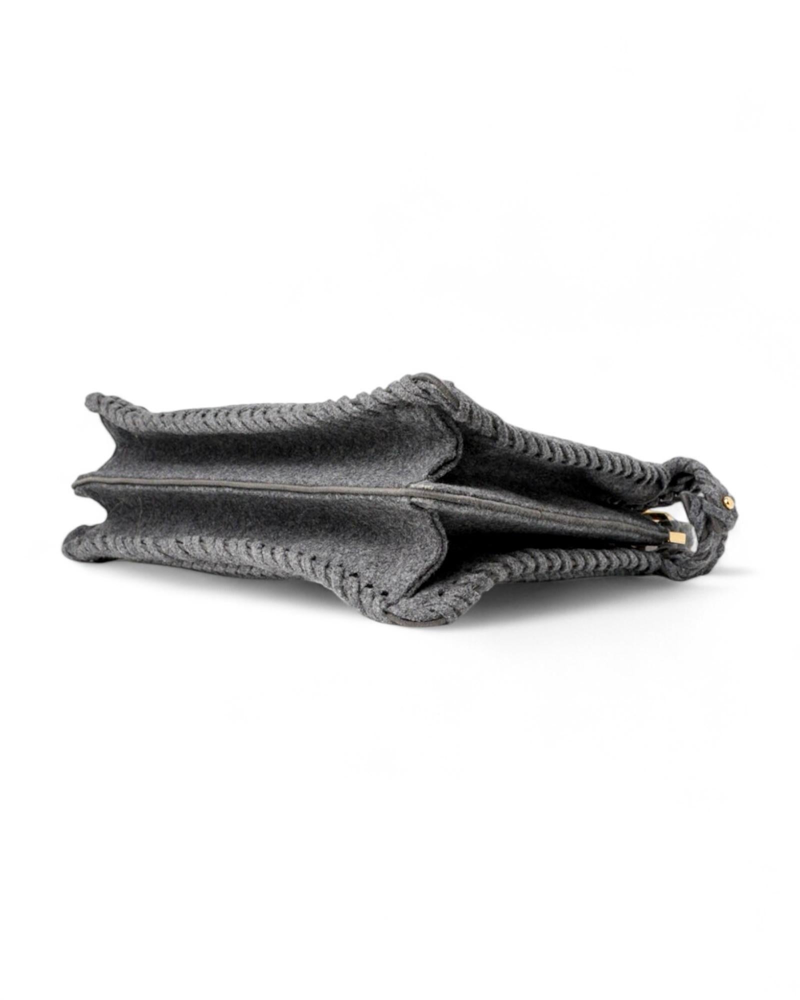 Gray Fendi Peekaboo ISeeU Medium Grey Flannel en vente