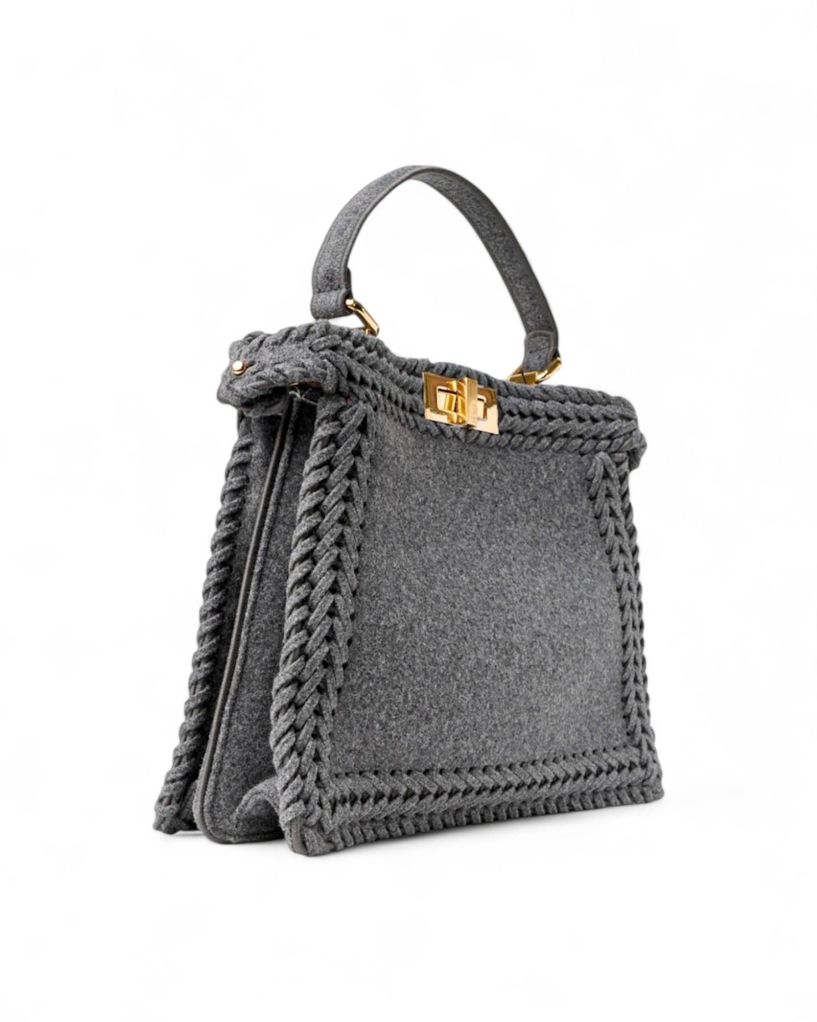 Fendi Peekaboo ISeeU Medium Grey Flannel en vente 1