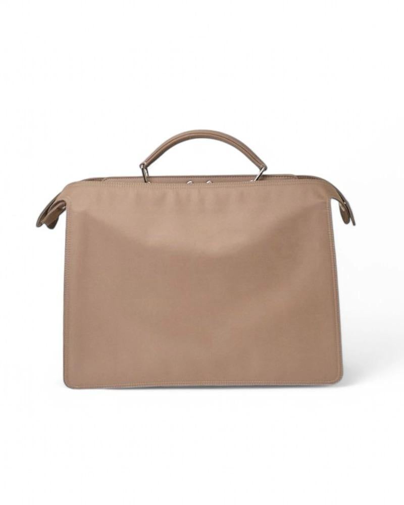 Fendi Peekaboo ISeeU Medium Nylon Beige Neuf - En vente à Torre Del Greco, IT
