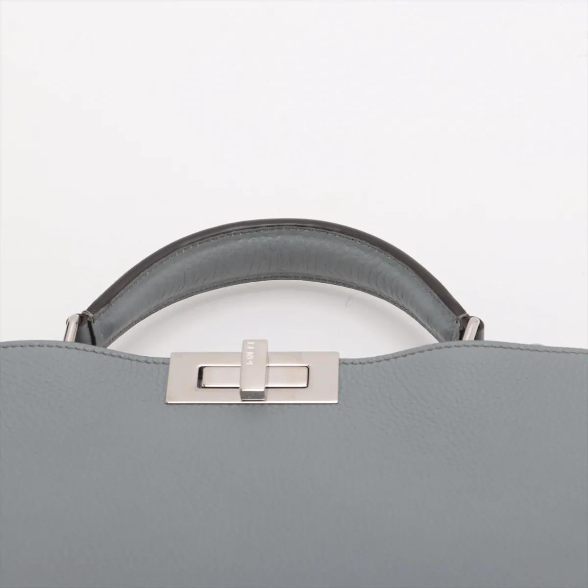 *Fendi Peekaboo ISeeU Medium Shoulder Bag Gray 2