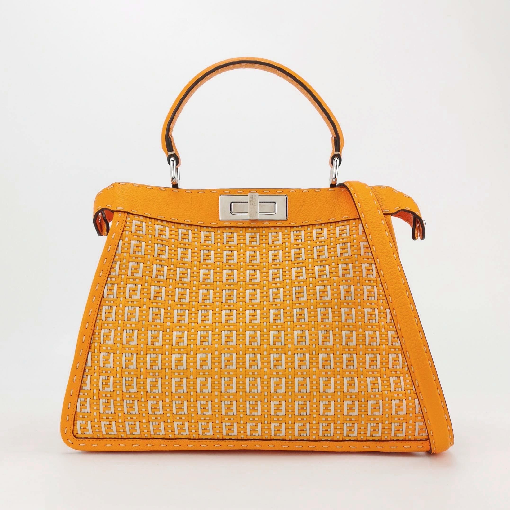 Fendi Peekaboo ISeeU Sellier Orange / Weiß Interlace Leder Medium Handle Bag aus Leder im Angebot 1