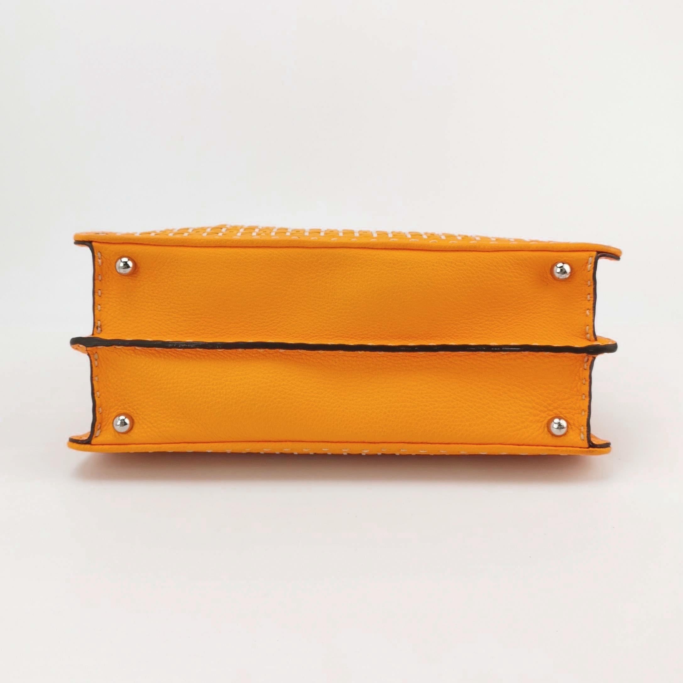 Fendi Peekaboo ISeeU Sellier Orange / Weiß Interlace Leder Medium Handle Bag aus Leder im Angebot 3