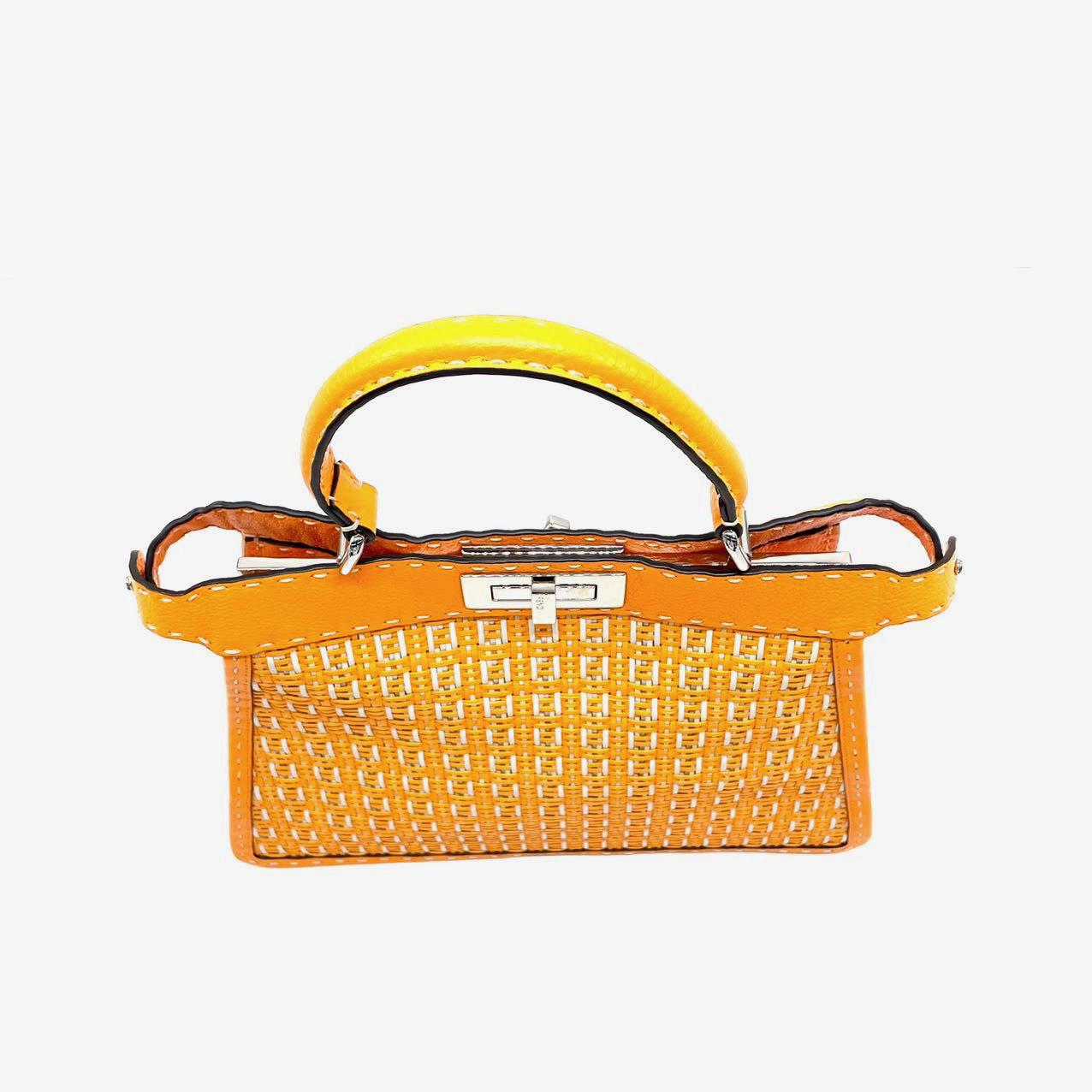 Fendi Peekaboo ISeeU Sellier Naranja / Blanco Piel entrelazada Asa superior mediana en Nuevo estado para la venta en AUBERVILLIERS, FR