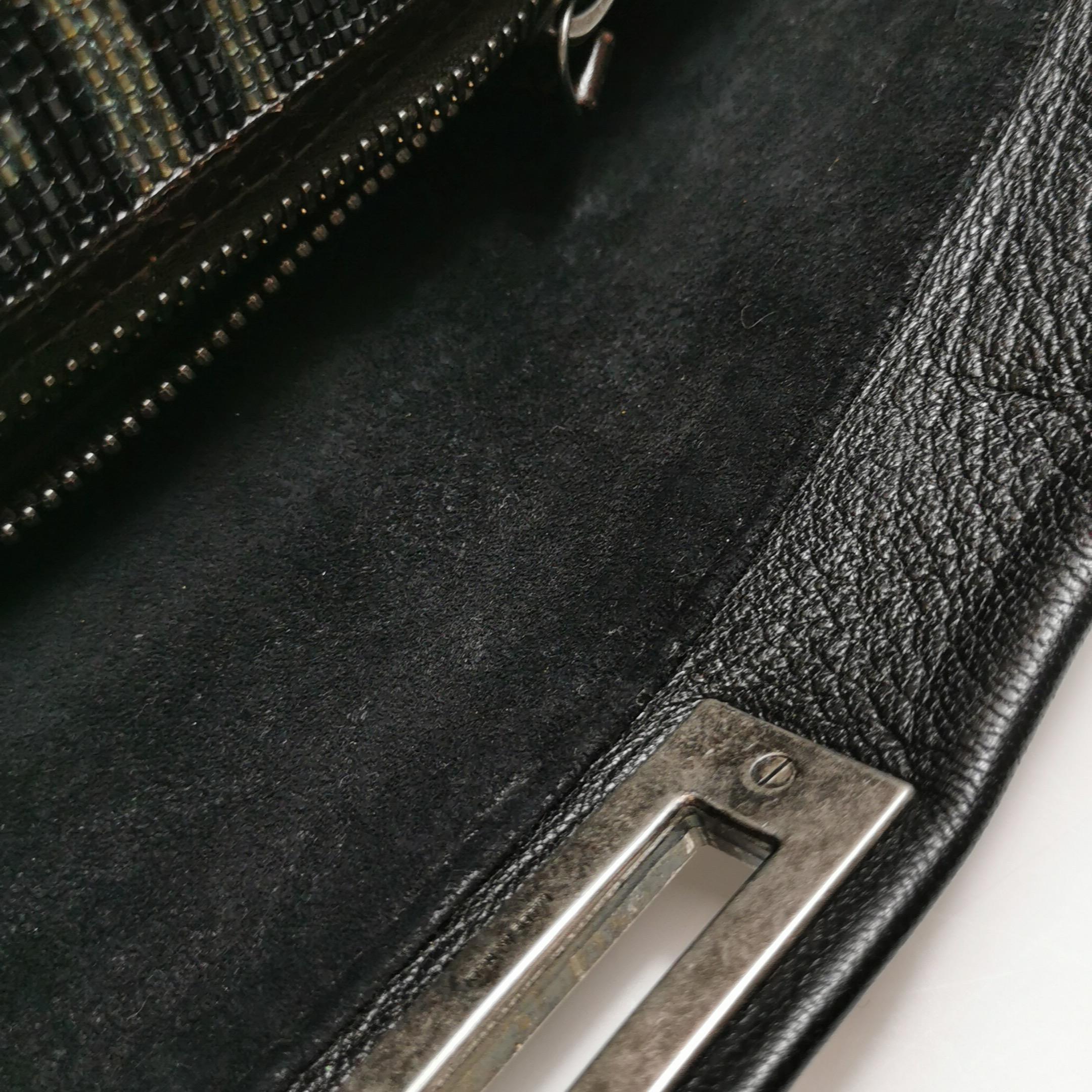 Fendi Peekaboo Large Black Calfskin Leather Glitter Beaded Zucca Interior en vente 5