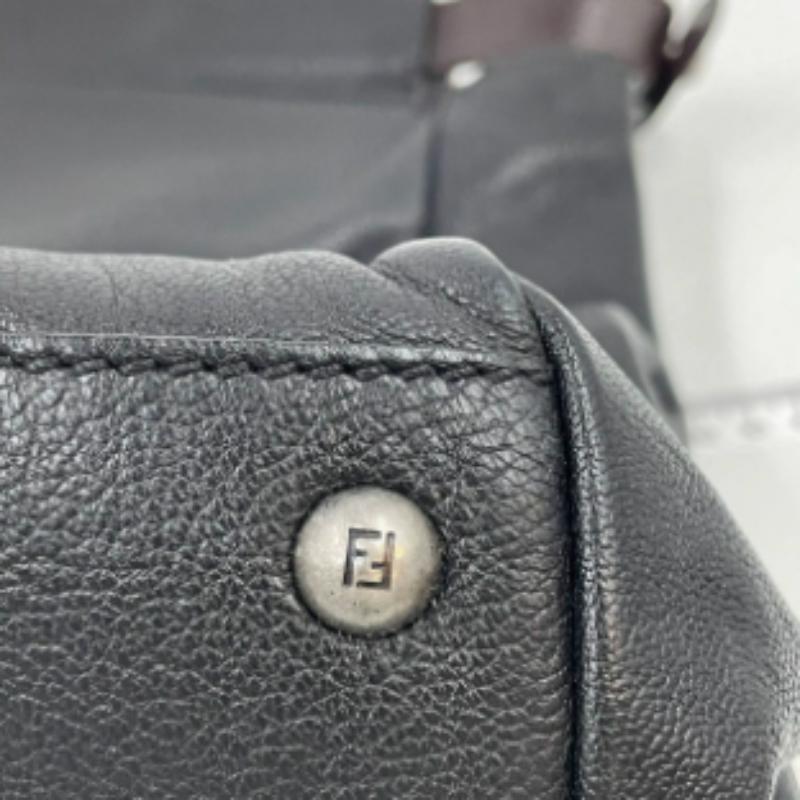 Fendi Peekaboo Large Black Calfskin Leather Glitter Beaded Zucca Interior For Sale 15
