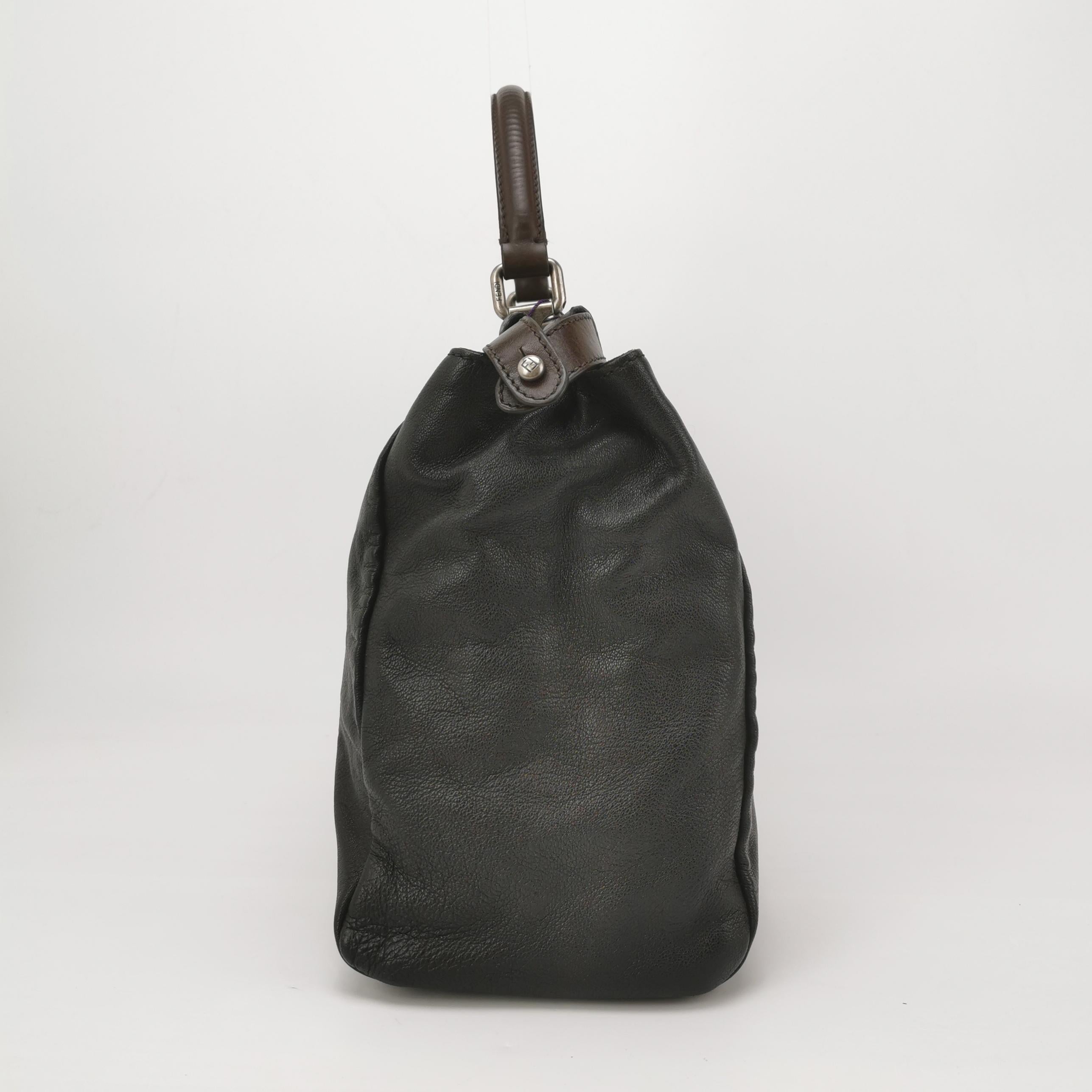 Noir Fendi Peekaboo Large Black Calfskin Leather Glitter Beaded Zucca Interior en vente