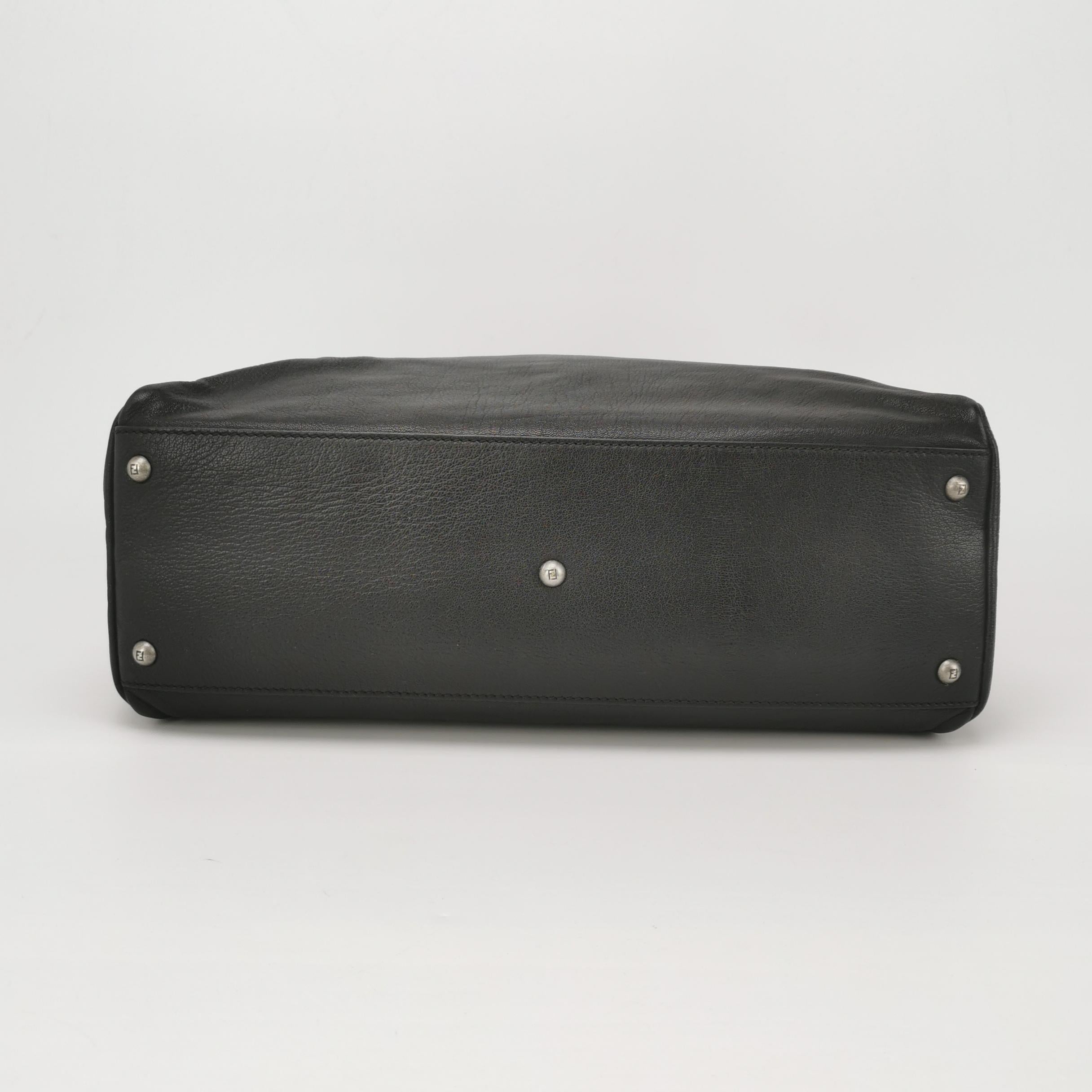 Fendi Peekaboo Large Black Calfskin Leather Glitter Beaded Zucca Interior en vente 1