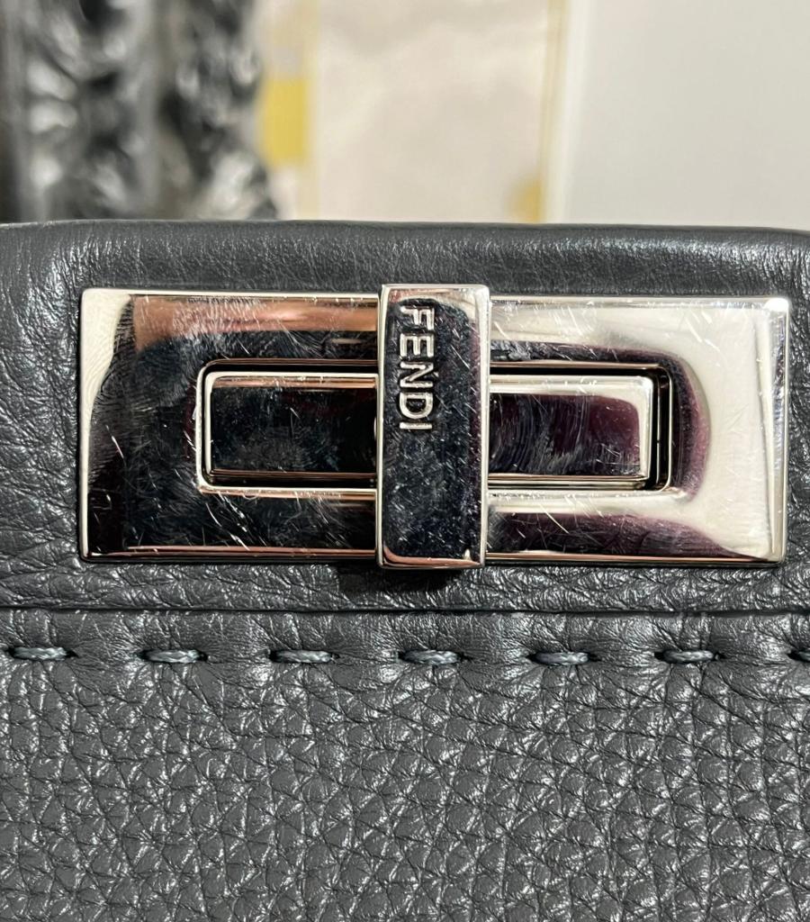 Fendi Peekaboo Medium Model Leather Bag For Sale 3