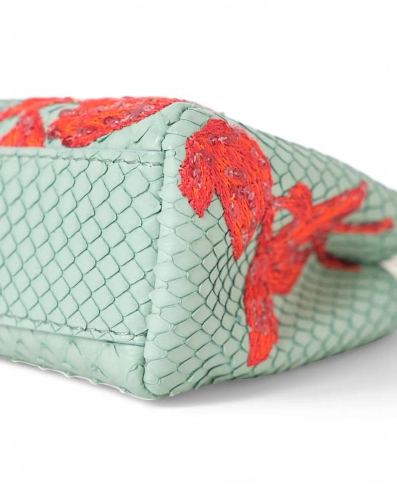 Fendi Peekaboo Micro Python brodé Aqua Green en vente 4