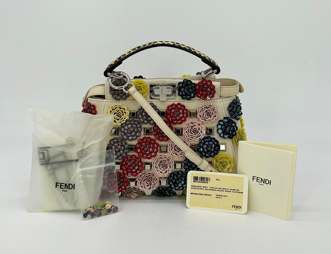 Fendi Peekaboo Mini-Umhängetasche aus Segeltuch mit Blumenmuster im Angebot 8