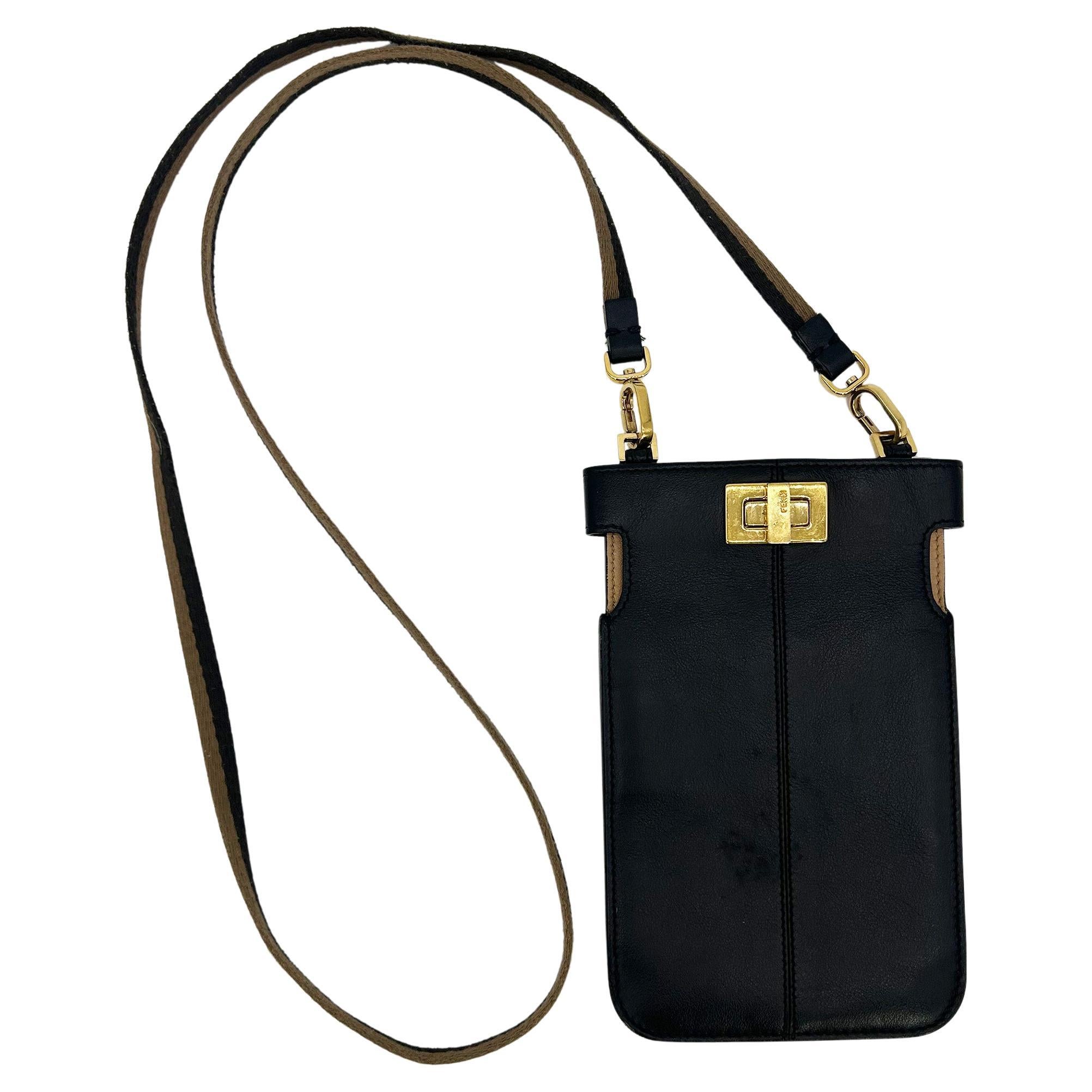 Fendi Peekaboo Phone Pouch Black Leather in vendita