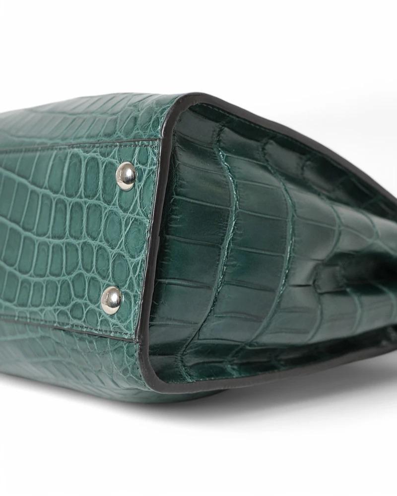 Fendi Peekaboo Soft Medium Green For Sale 3
