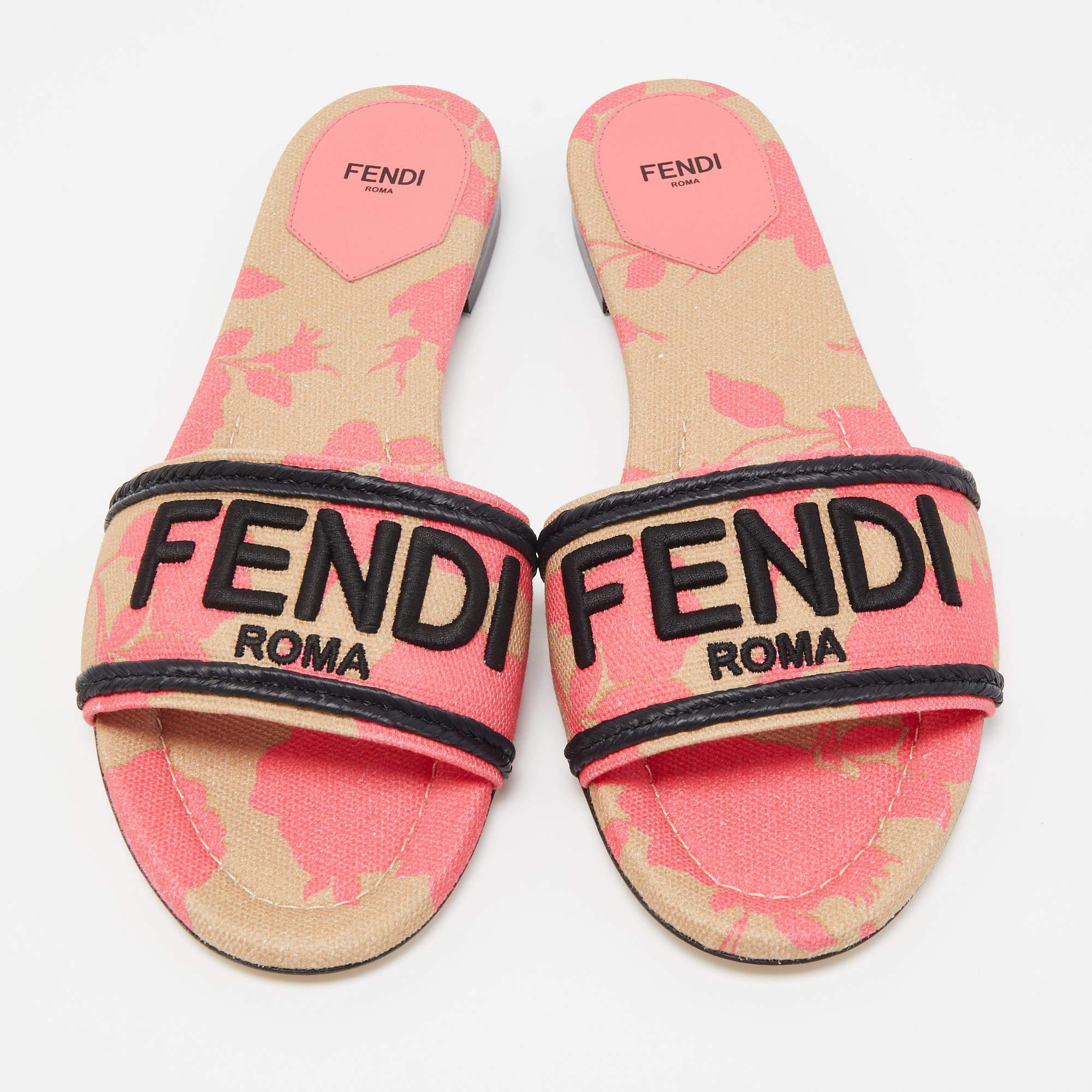 Frame your feet with these Fendi flat slides. Created using the best materials, the flats are perfect with short, midi, and maxi hemlines.

Includes: Original Dustbag, Original Box

