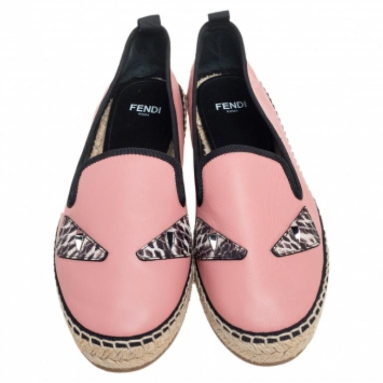 Beige Fendi, pelle rosa, Bug Eye Espadrille Flats 37,5 in vendita