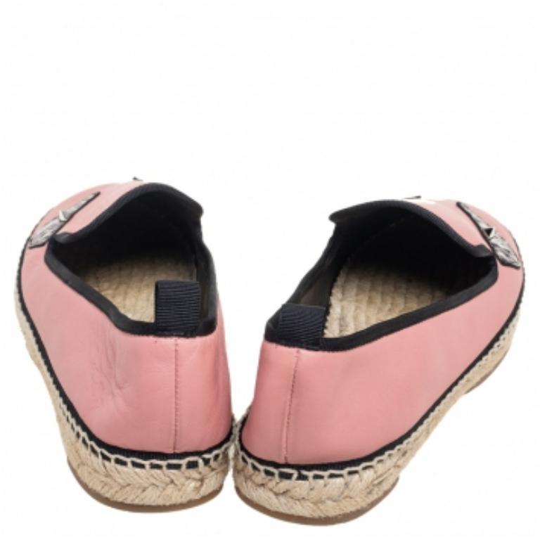 Fendi, pelle rosa, Bug Eye Espadrille Flats 37,5 In condizioni buone in vendita a Dubai, Al Qouz 2