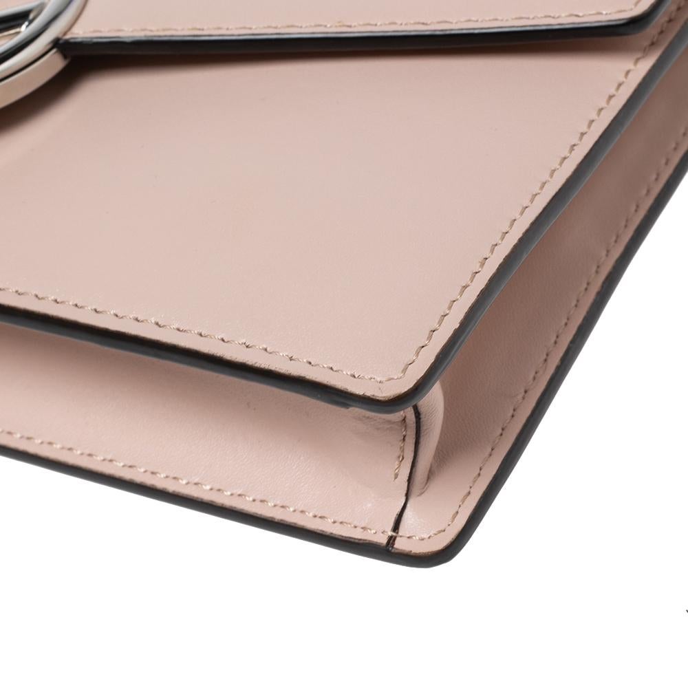 Fendi Pink Leather F is Fendi Wallet On Chain In Good Condition In Dubai, Al Qouz 2