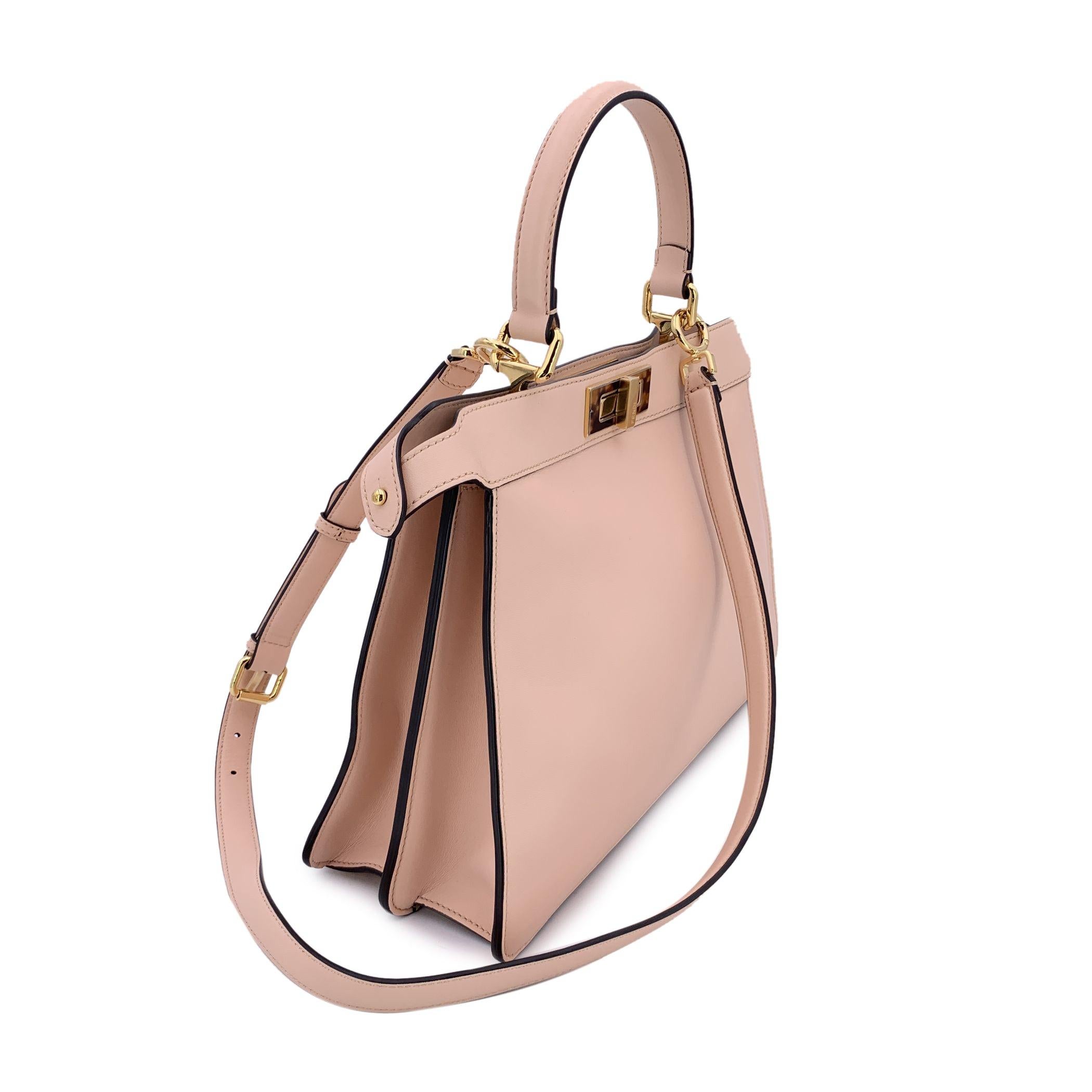 Fendi Rosa Leder Peekaboo ISeeU Medium Top Handle Satchel Tasche im Angebot 2