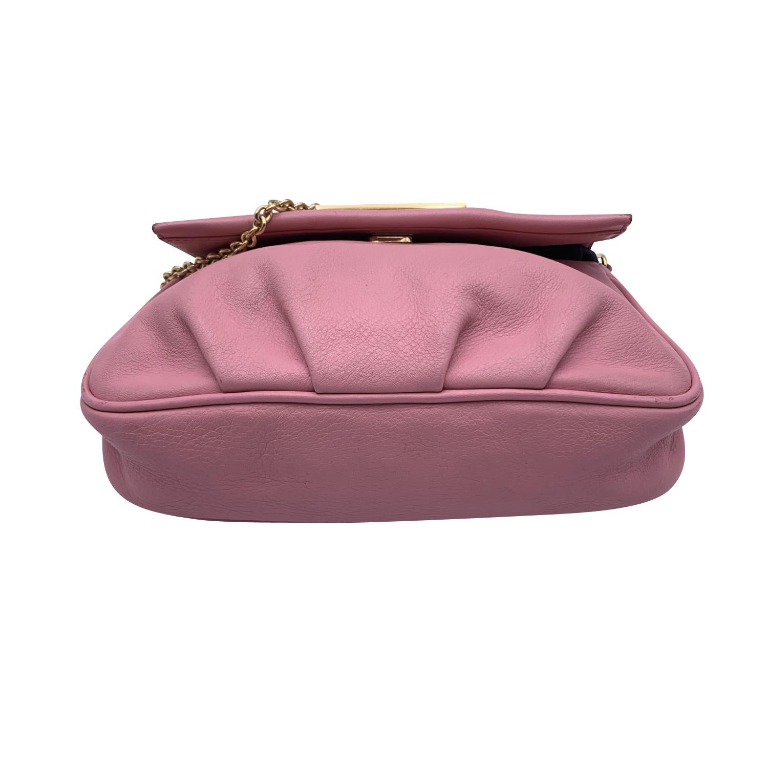 Fendi Kleine Fendista Pochette Umhängetasche aus rosa Leder Damen