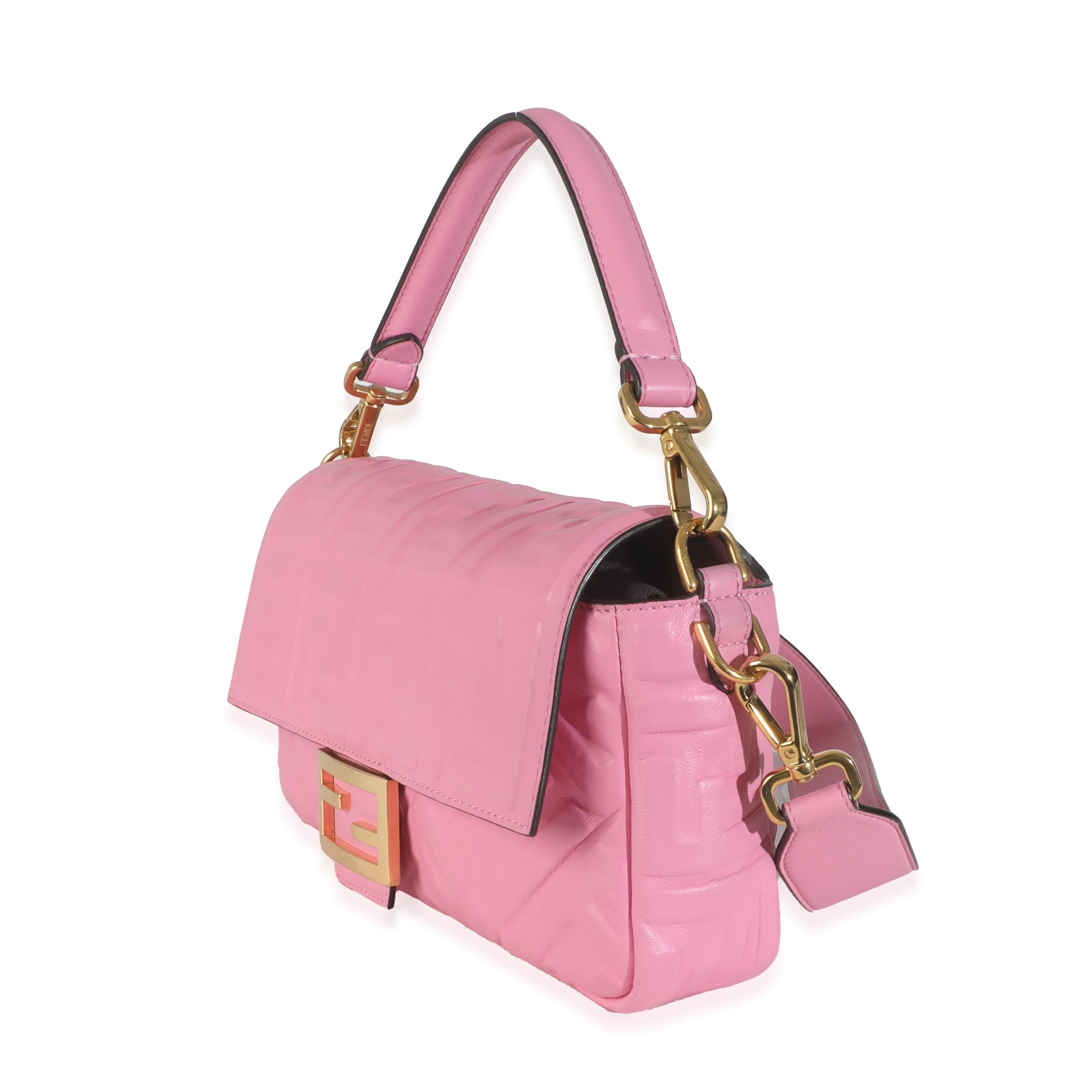 Fendi Pink Nappa FF 1974 Embossed Baguette Bag en Excelente estado para la venta en New York, NY